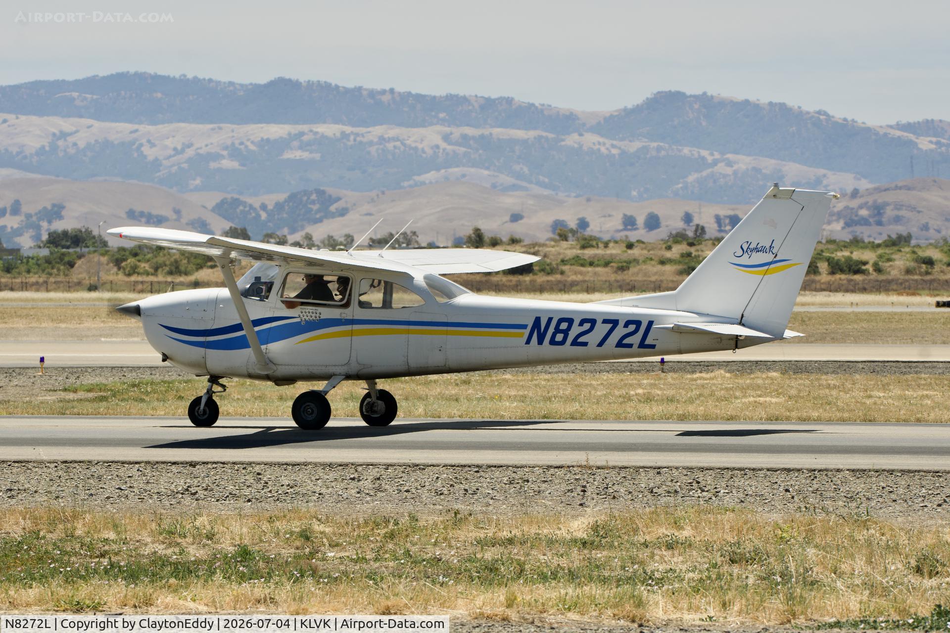 N8272L, 1967 Cessna 172H, c/n 17256472, 4th of July Livermore airport in California 2026