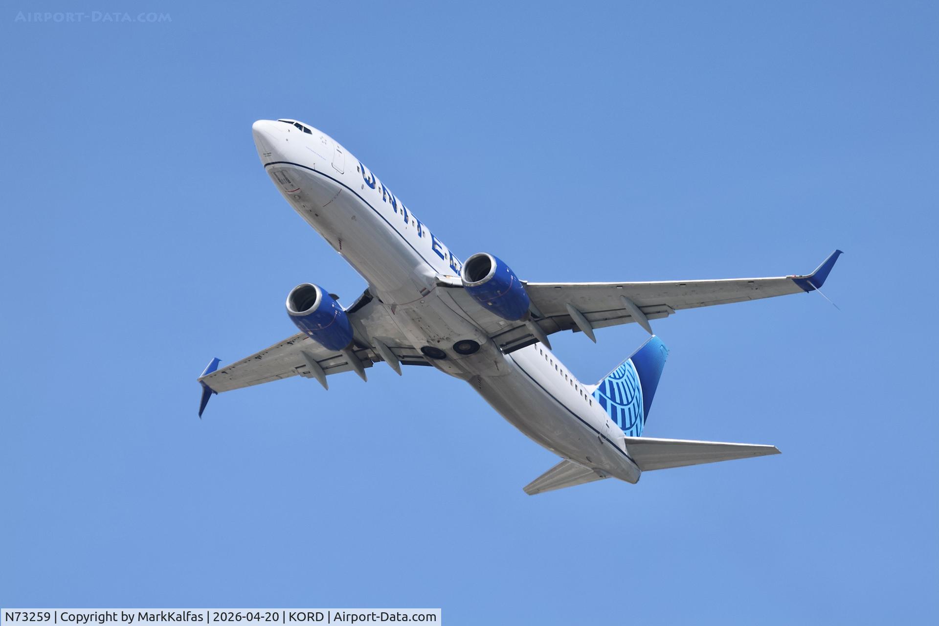 N73259, 2001 Boeing 737-824, c/n 30803, B738 United Boeing 737-824 N73259 departing 28R KORD