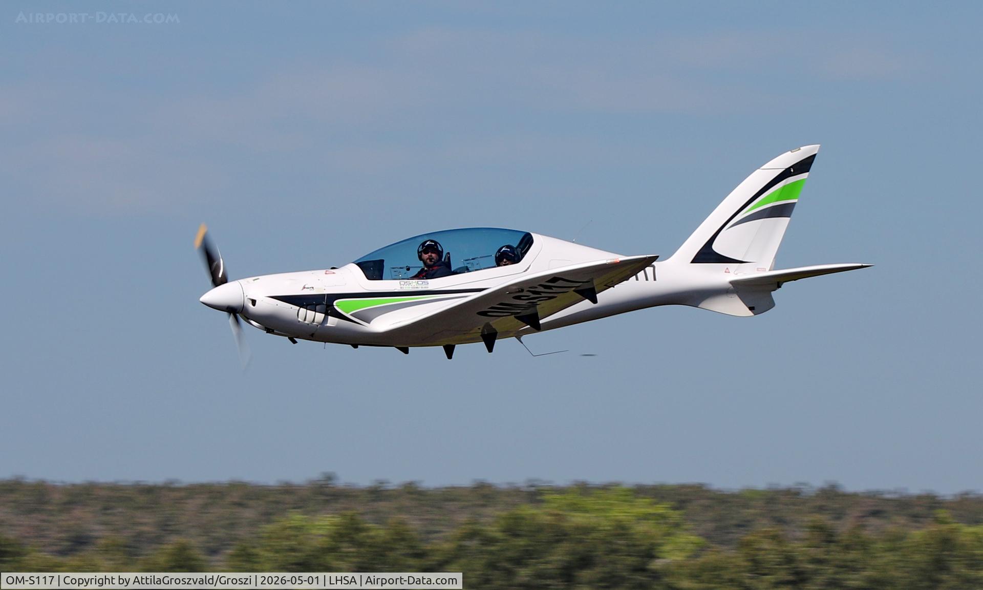 OM-S117, Shark Aero Shark, c/n 117, LHSA - Szentkirályszabadja Airport, Hungary