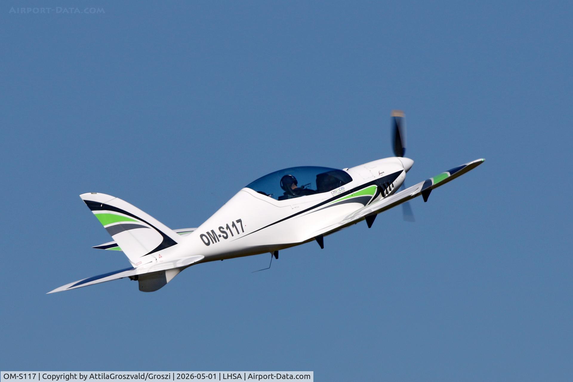 OM-S117, Shark Aero Shark, c/n 117, LHSA - Szentkirályszabadja Airport, Hungary