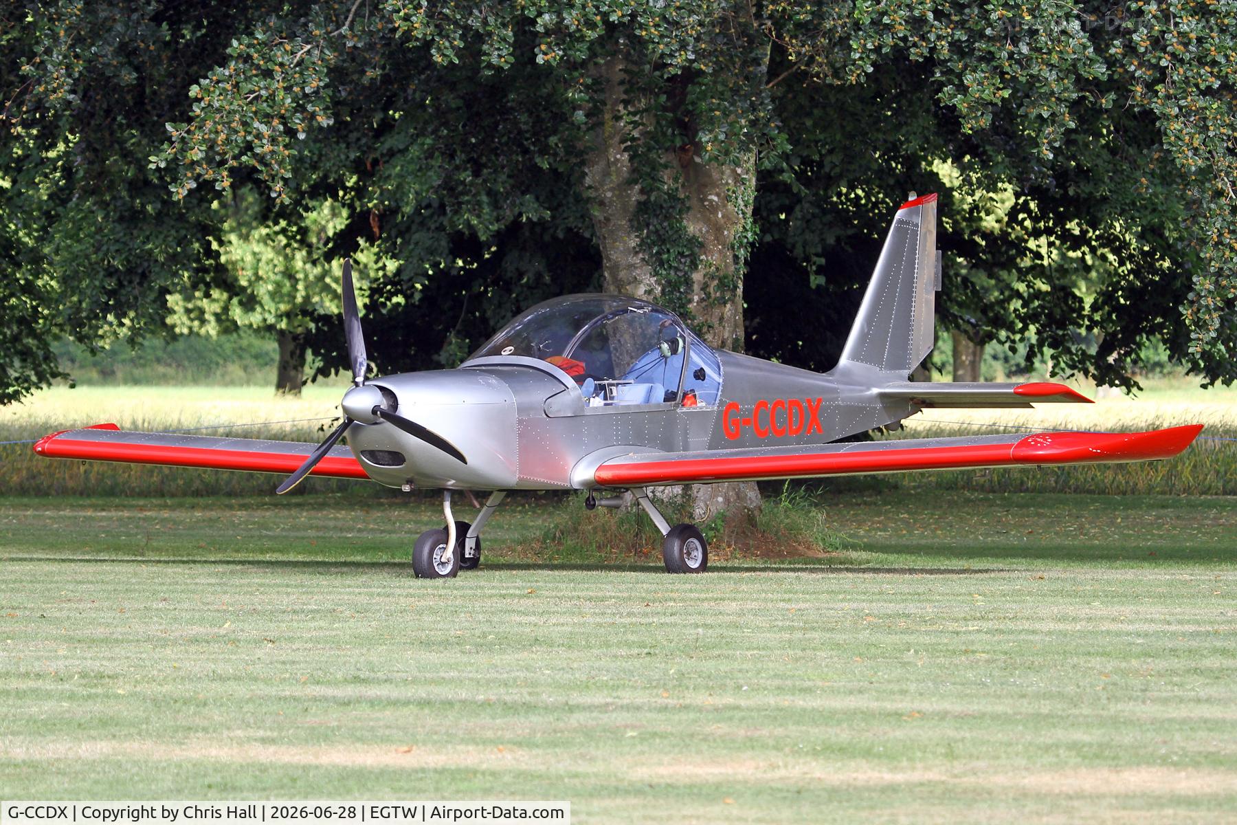 G-CCDX, 2003 Aerotechnik EV-97 Eurostar, c/n PFA 315-14013, Oaksey Park