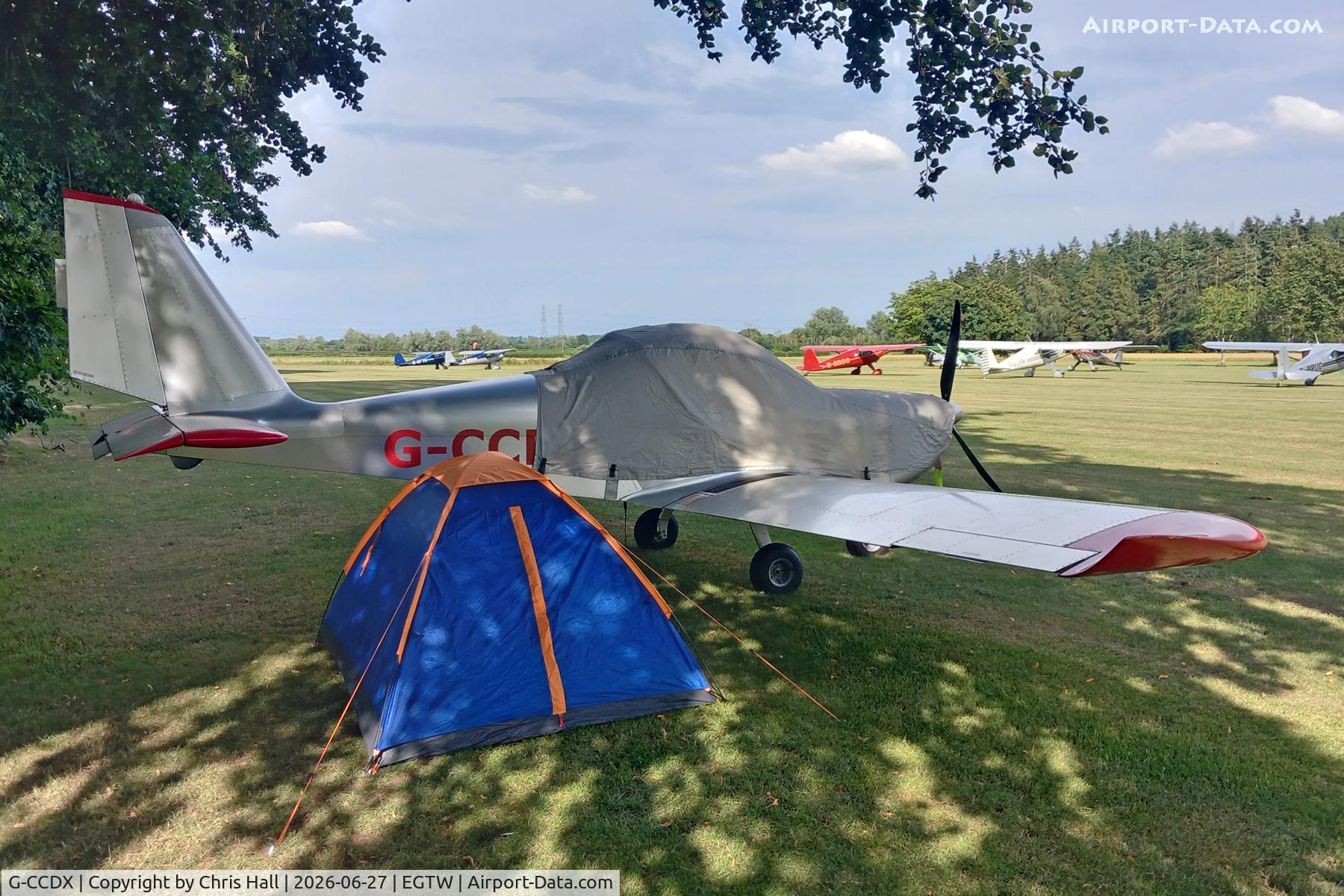 G-CCDX, 2003 Aerotechnik EV-97 Eurostar, c/n PFA 315-14013, Oaksey Park
