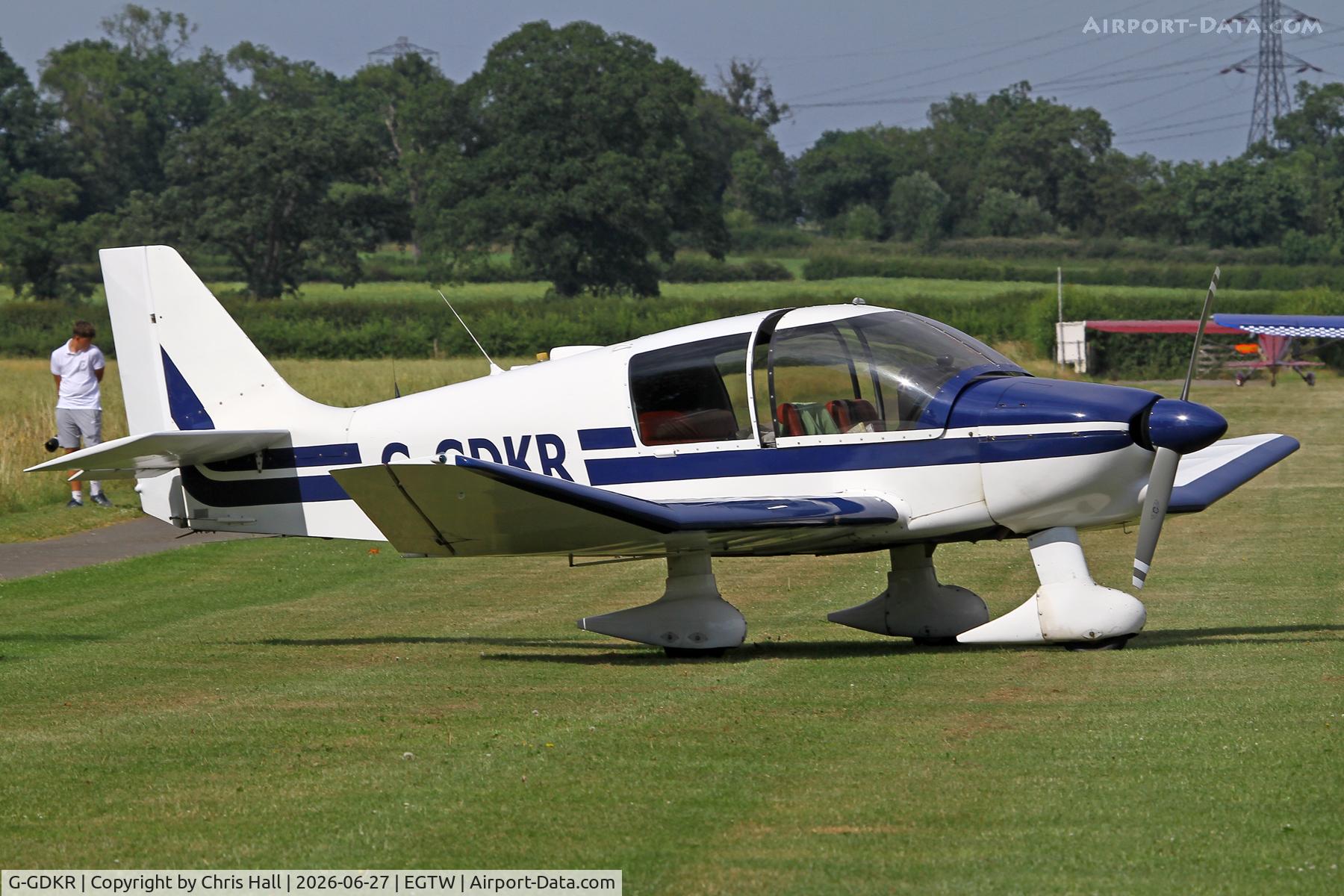 G-GDKR, 1983 Robin DR-400-140B Major, c/n 1623, Oaksey Park