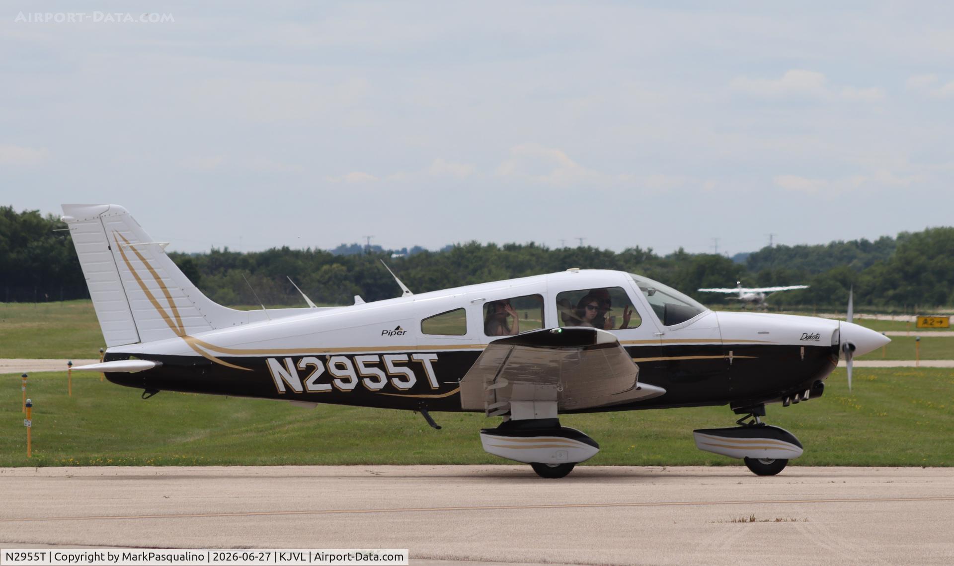 N2955T, 1979 Piper PA-28-236 Dakota, c/n 28-7911267, Piper PA-28-236