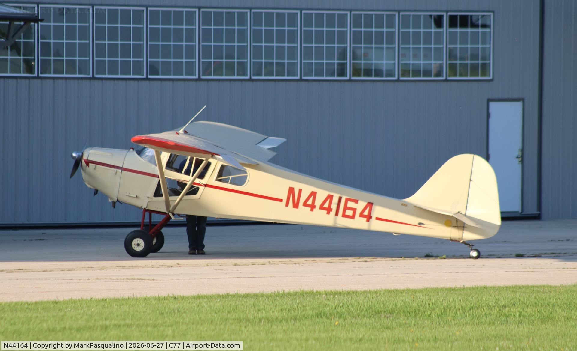 N44164, 1946 Taylorcraft BC12-D1, c/n 9964, Taylorcraft BC12-D1