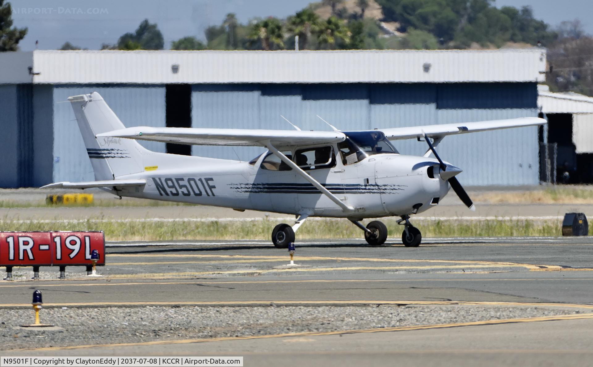 N9501F, 1998 Cessna 172R Skyhawk, c/n 17280333, Buchanan Field Concord airport in California 2026