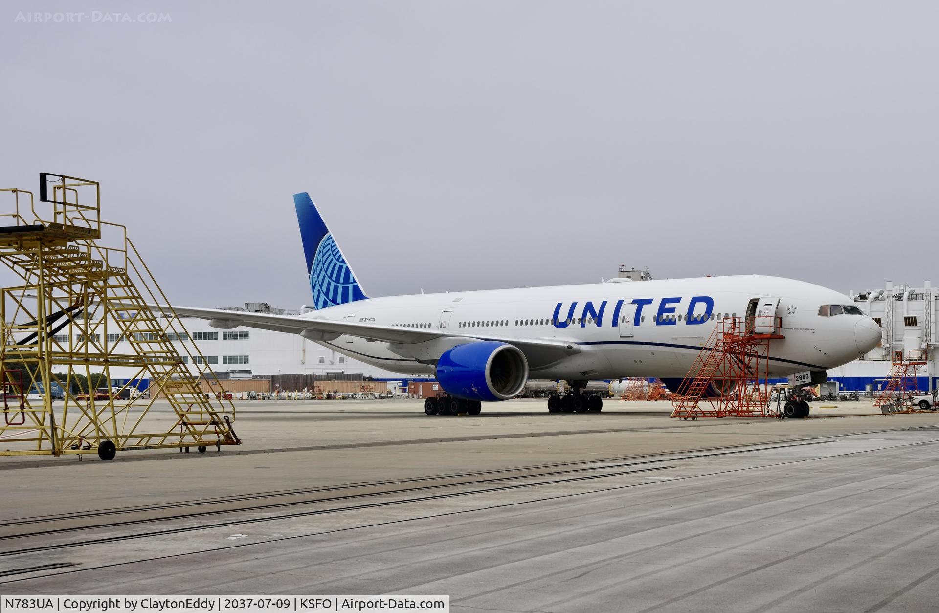 N783UA, 1997 Boeing 777-222/ER, c/n 26950 l/n 60, SFO 2026