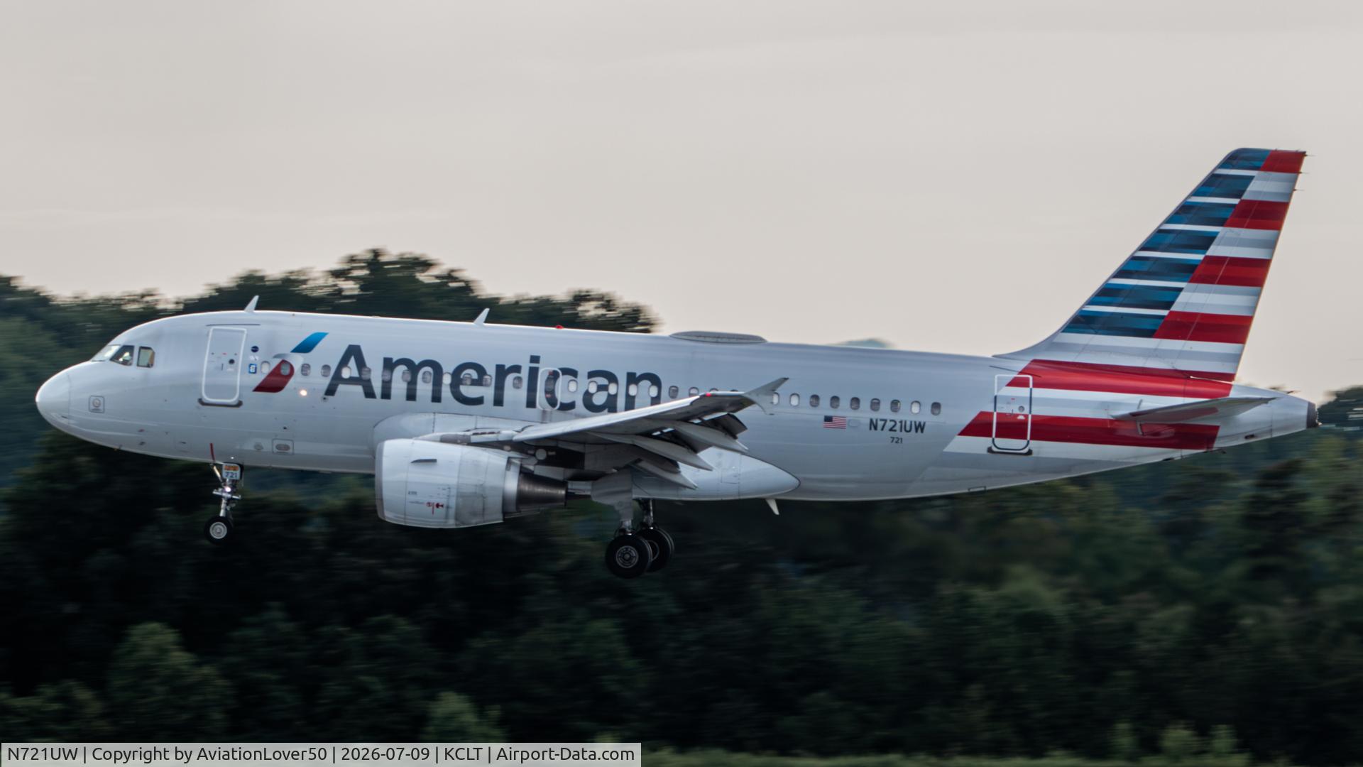 N721UW, 1999 Airbus A319-112, c/n 1095, American A319