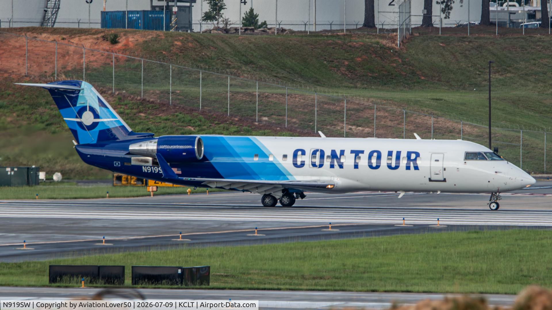 N919SW, 2002 Bombardier CRJ-200LR (CL-600-2B19), c/n 7657, Contour CRJ2