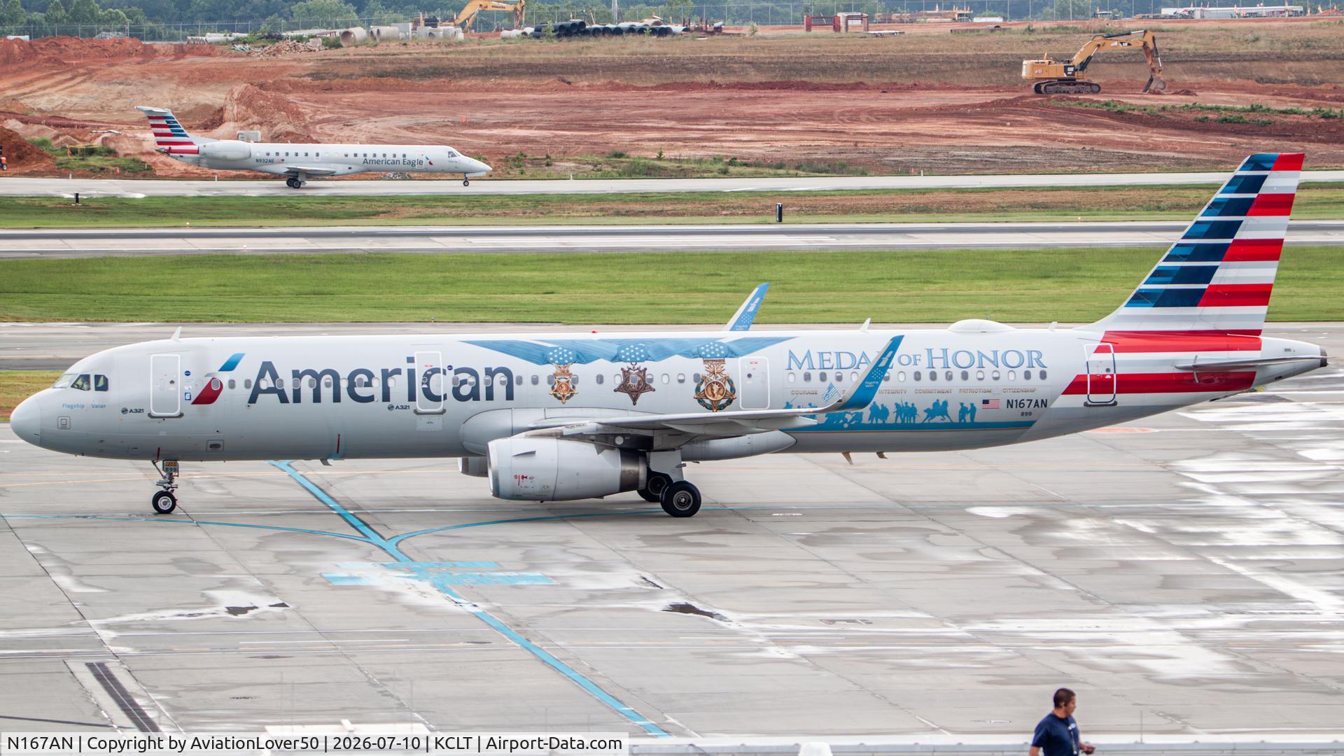 N167AN, 2016 Airbus A321-231, c/n 7013, American Flagship Valor A321