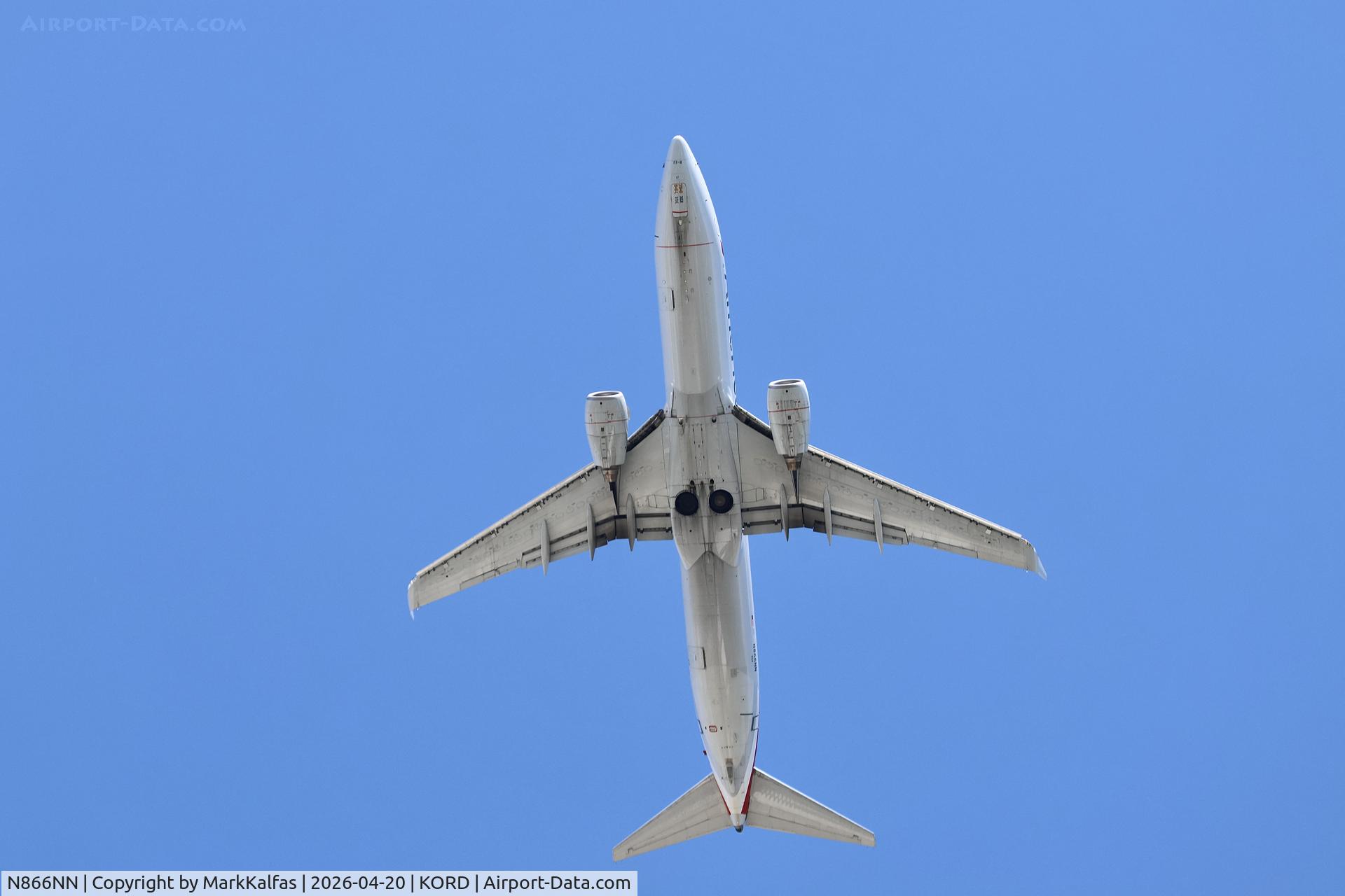 N866NN, 2010 Boeing 737-823, c/n 40584, B738 American Boeing 737-823 N866NN departing 28R KORD