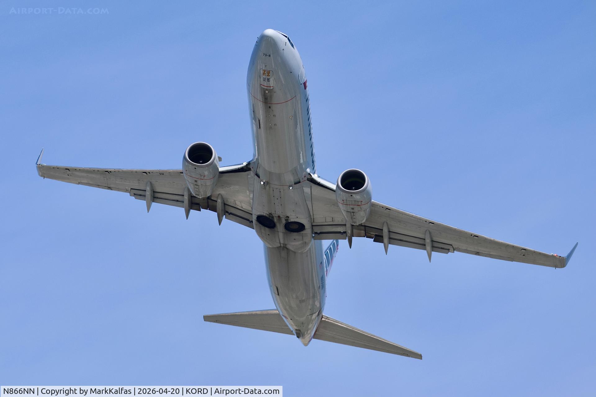 N866NN, 2010 Boeing 737-823, c/n 40584, B738 American Boeing 737-823 N866NN departing 28R KORD