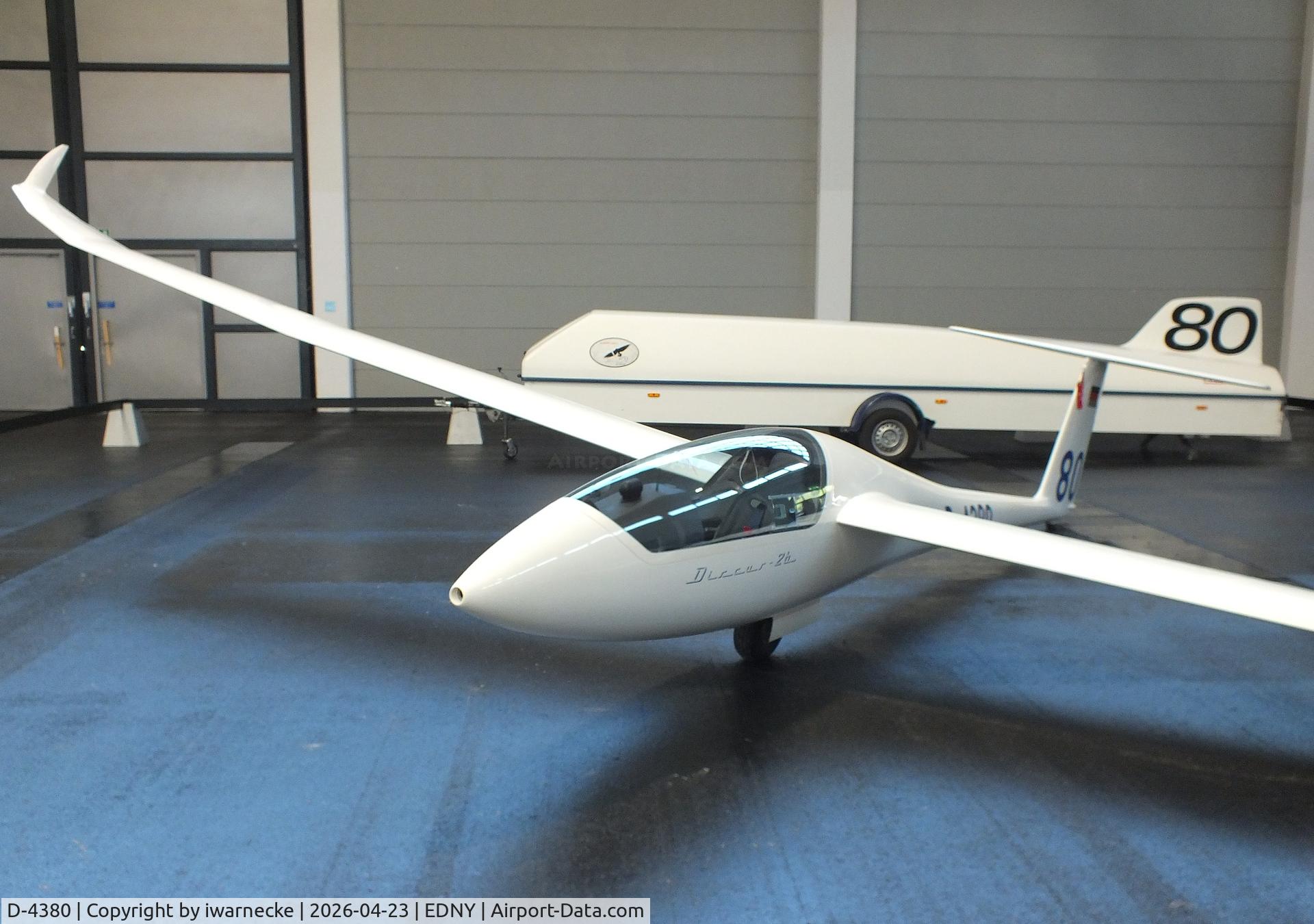 D-4380, 2000 Schempp-Hirth Discus 2B, c/n 77, Schempp-Hirth Discus 2B at the AERO 2026, Friedrichshafen