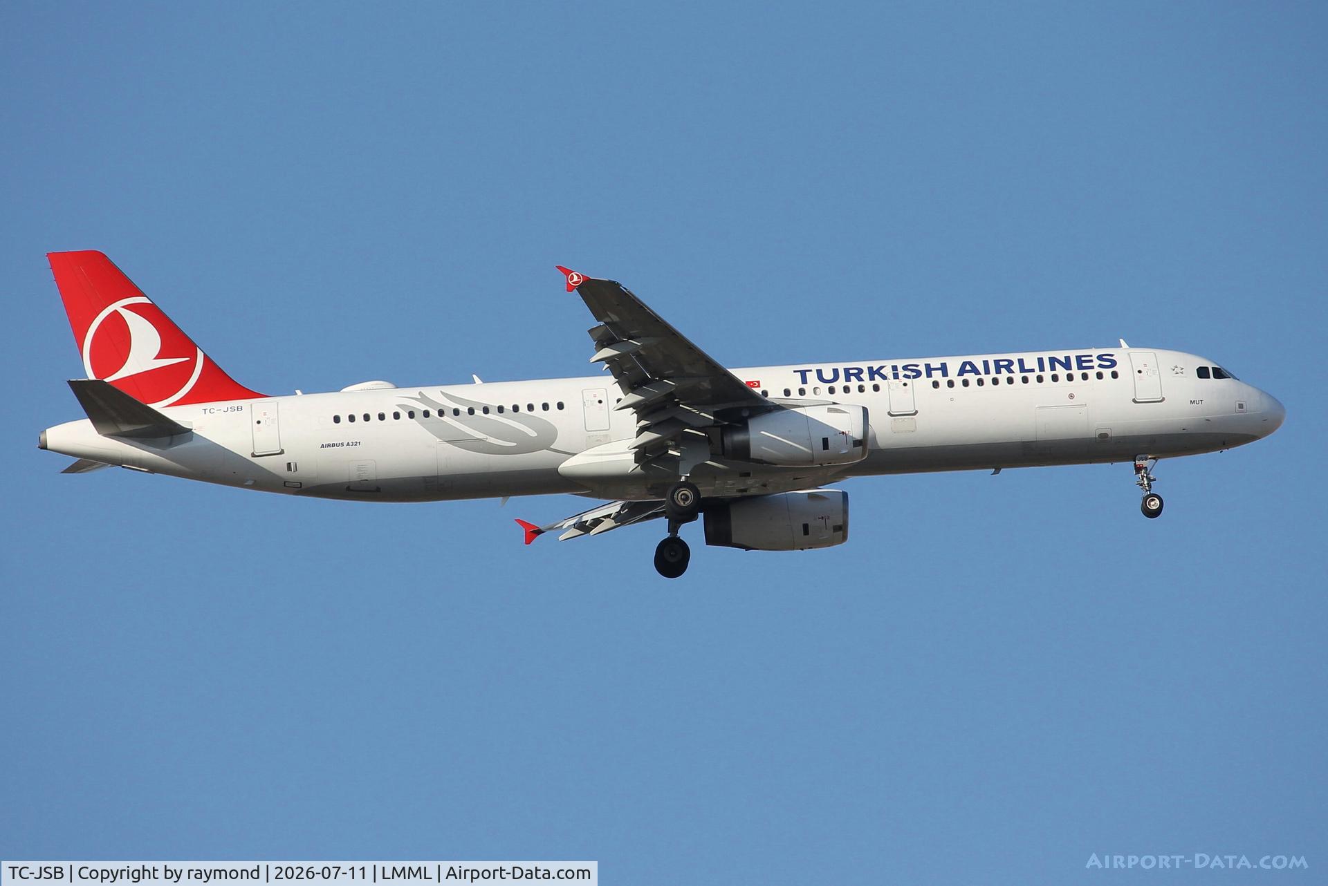 TC-JSB, 2012 Airbus A321-231, c/n 5205, Airbus A321-231 reg TC-JSB of Turkish Airlines on final approach for RW13 Malta.