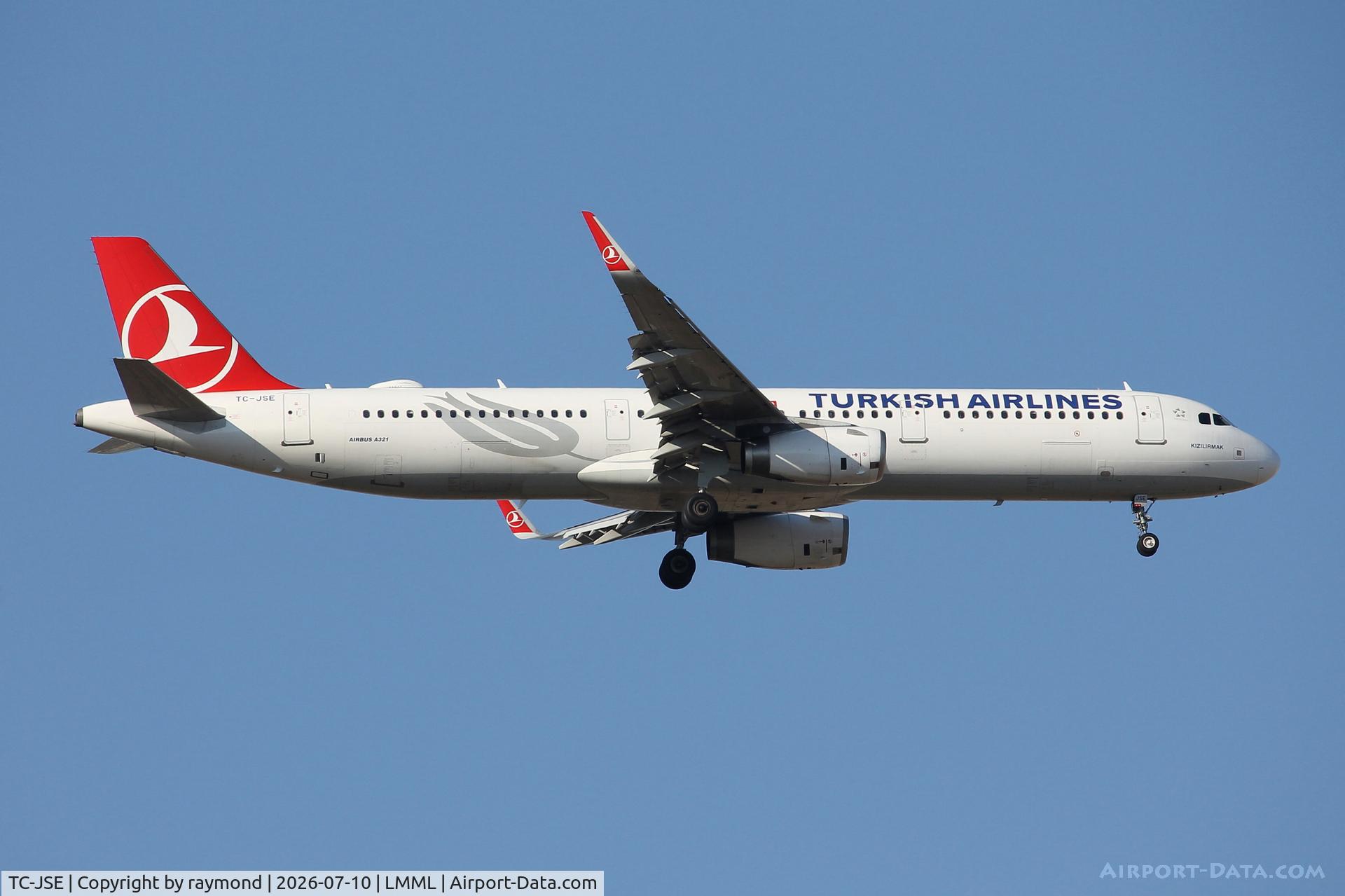 TC-JSE, 2012 Airbus A321-231, c/n 5450, Airbus A321-231 reg TC-JSE of Turkish Airlines landing in MLA from Istanbul.