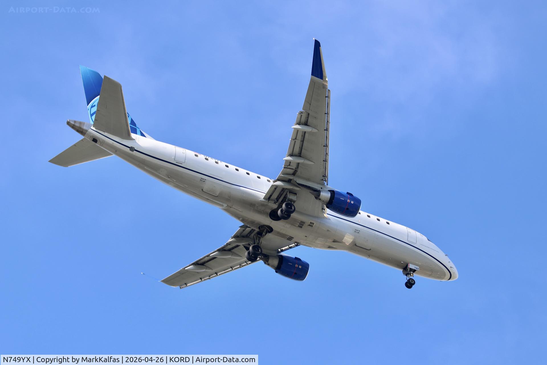 N749YX, 2017 Embraer 175LR (ERJ-170-200LR), c/n 17000660, E75L Republic Airways / United Express Embraer 175LR N743YX, 10C approach KORD