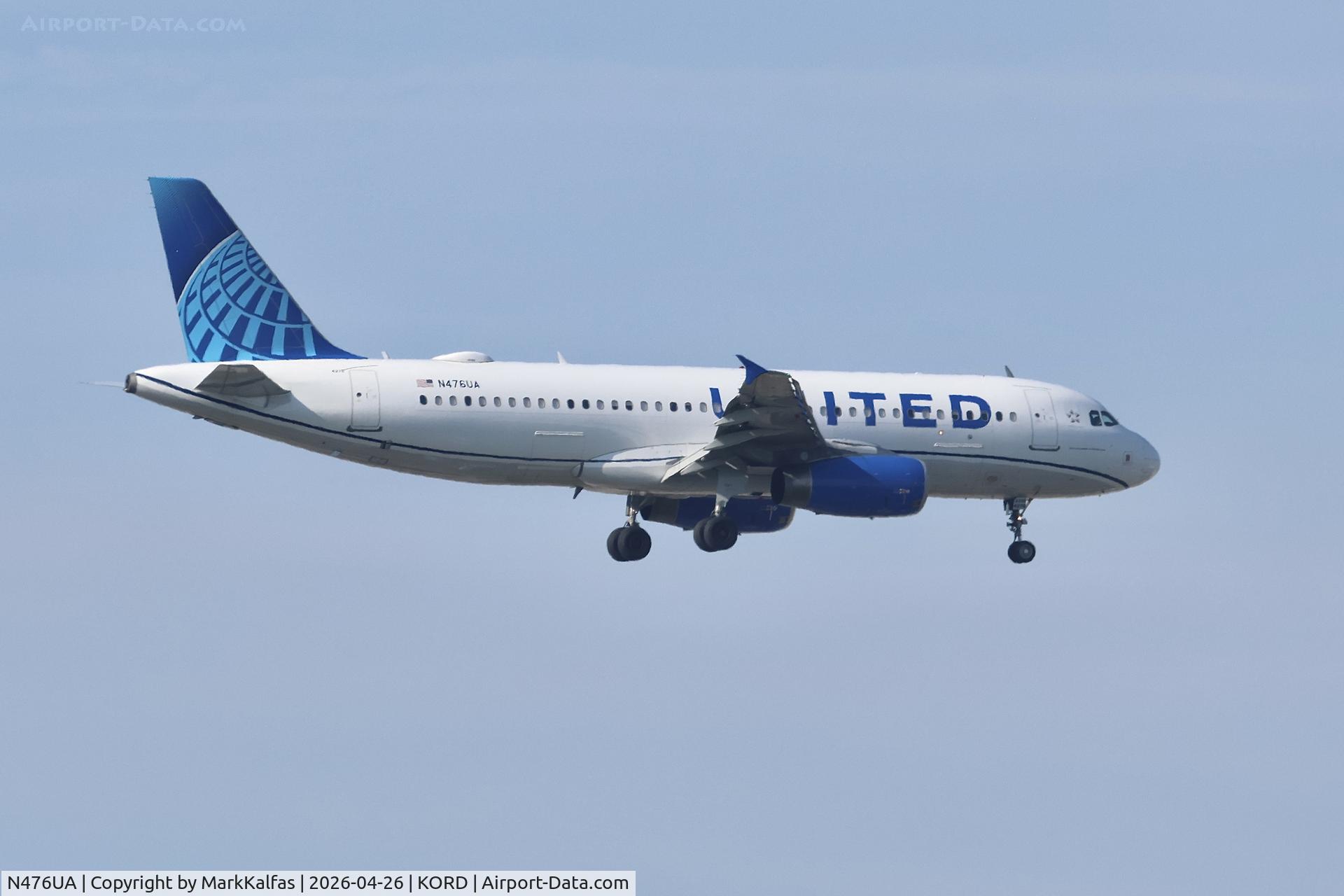 N476UA, 2001 Airbus A320-232, c/n 1508, A320 United A320 United Airbus A320-232, N476UA,arriving 10L ORD