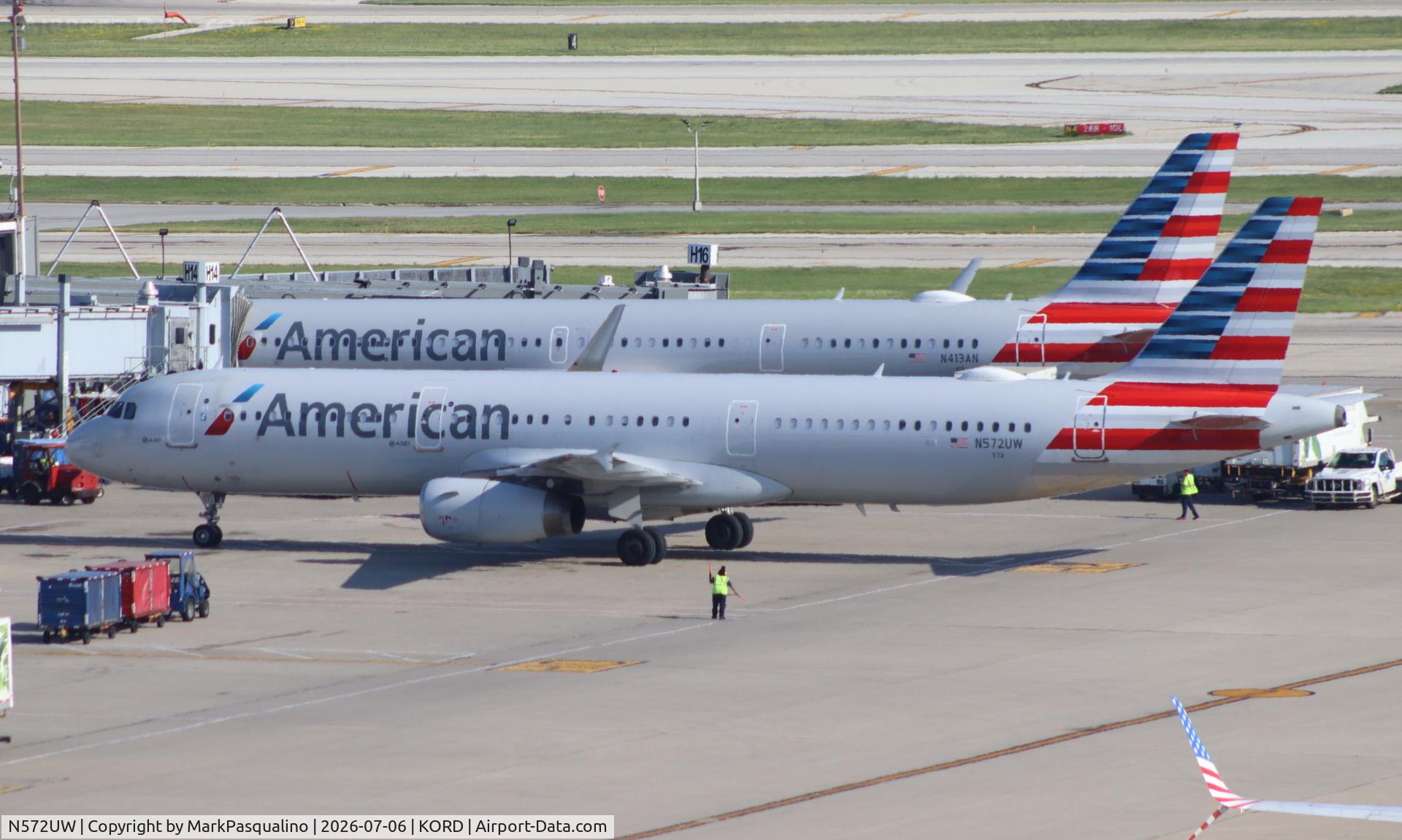 N572UW, 2013 Airbus A321-231, c/n 5899, Airbus A321-231