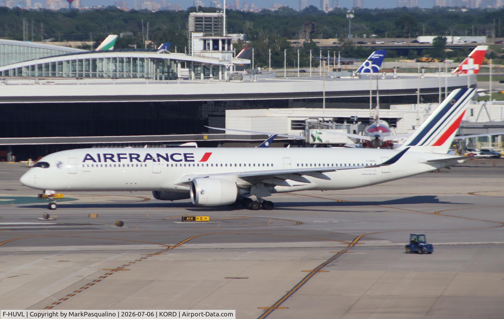 F-HUVL, 2024 Airbus A350-941, c/n 666, Airbus A350-941