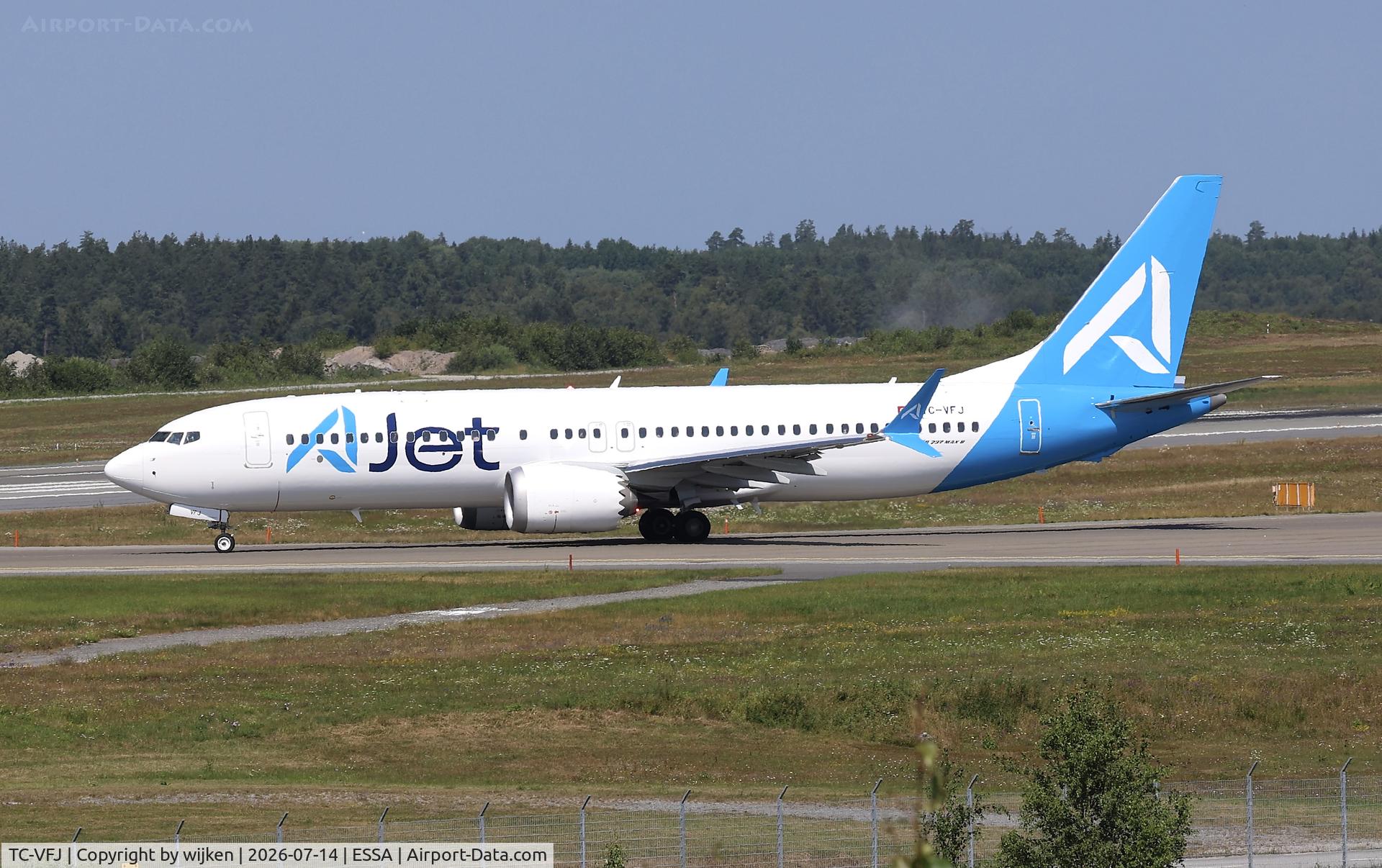 TC-VFJ, 2026 Boeing 737-8 MAX, c/n 62943 l/n 	9701, Rwy 01L