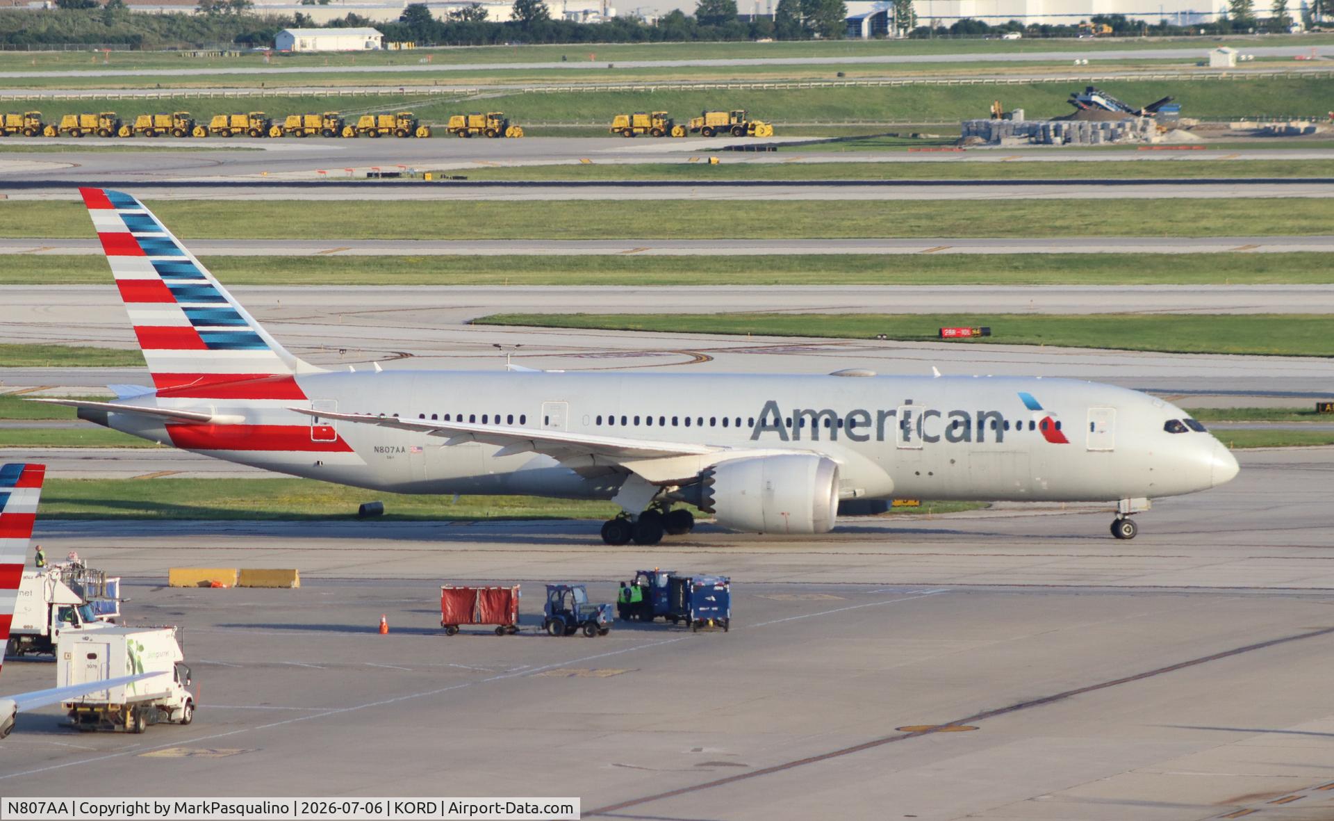 N807AA, 2015 Boeing 787-8 Dreamliner, c/n 40625 l/n 320, Boeing 787-8 Dreamliner