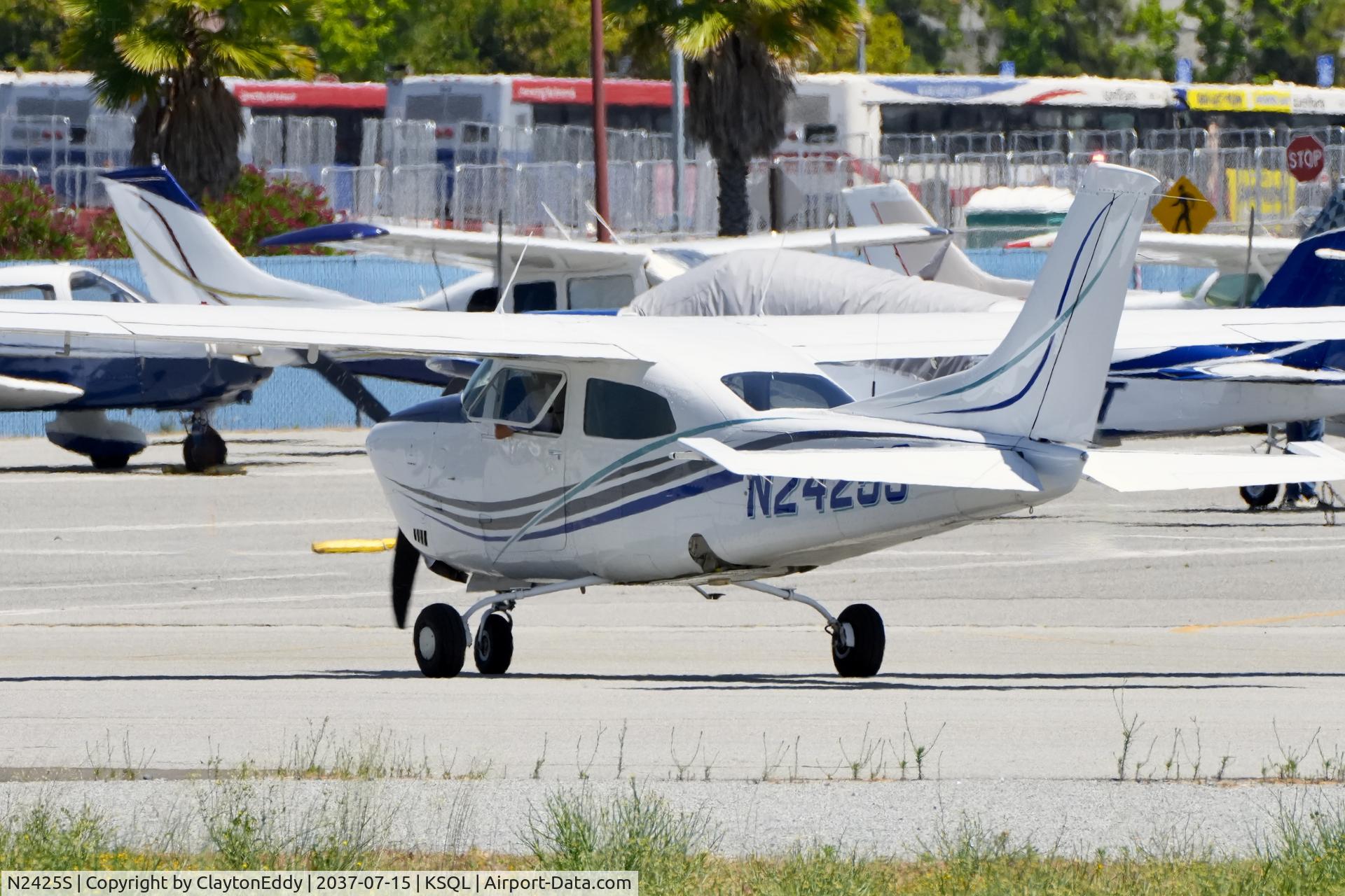 N2425S, 1976 Cessna T210L Turbo Centurion, c/n 21061276, San Carlos airport in California 2026