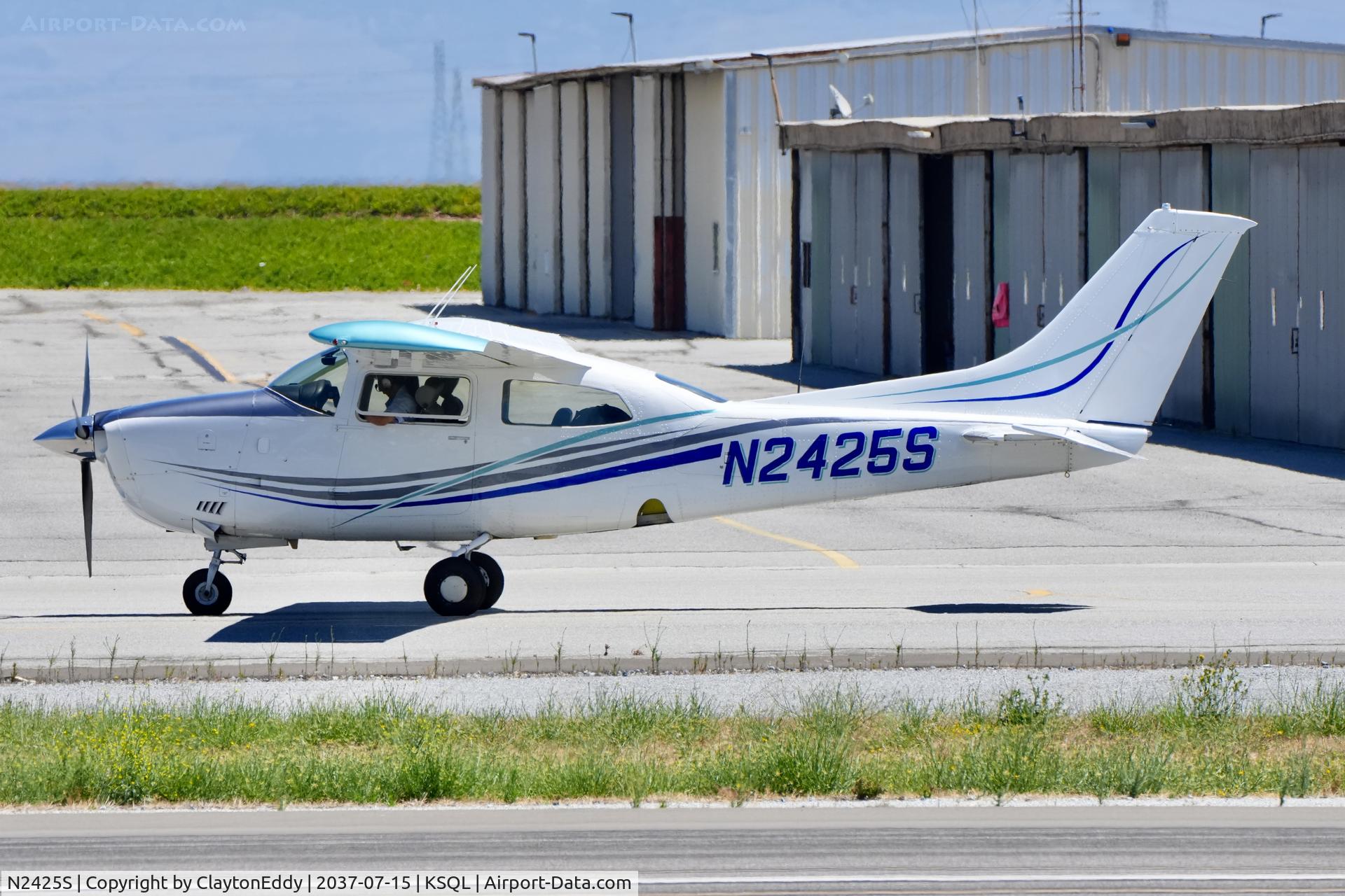 N2425S, 1976 Cessna T210L Turbo Centurion, c/n 21061276, San Carlos airport in California 2026