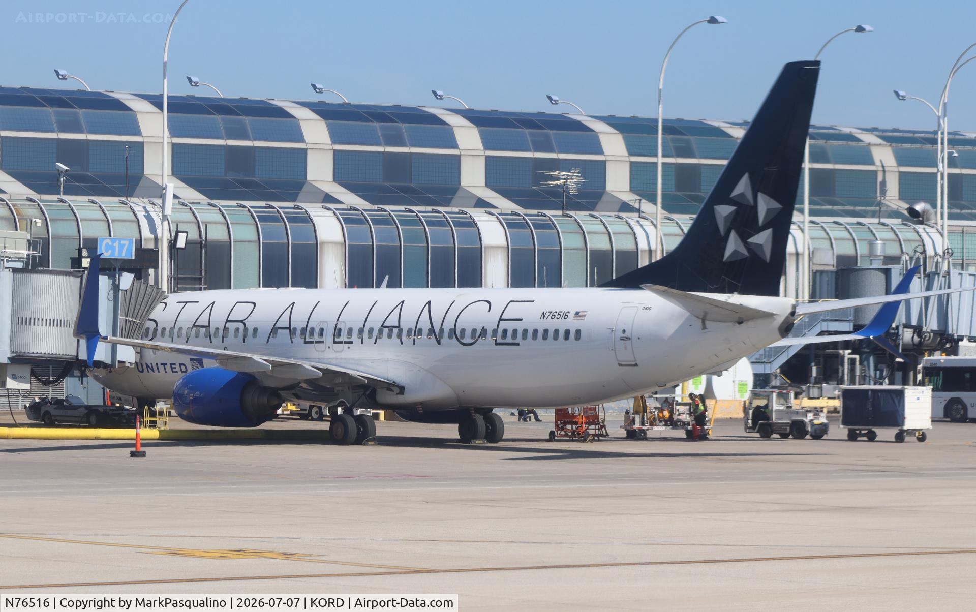 N76516, 2008 Boeing 737-824, c/n 37096, Boeing 737-824
