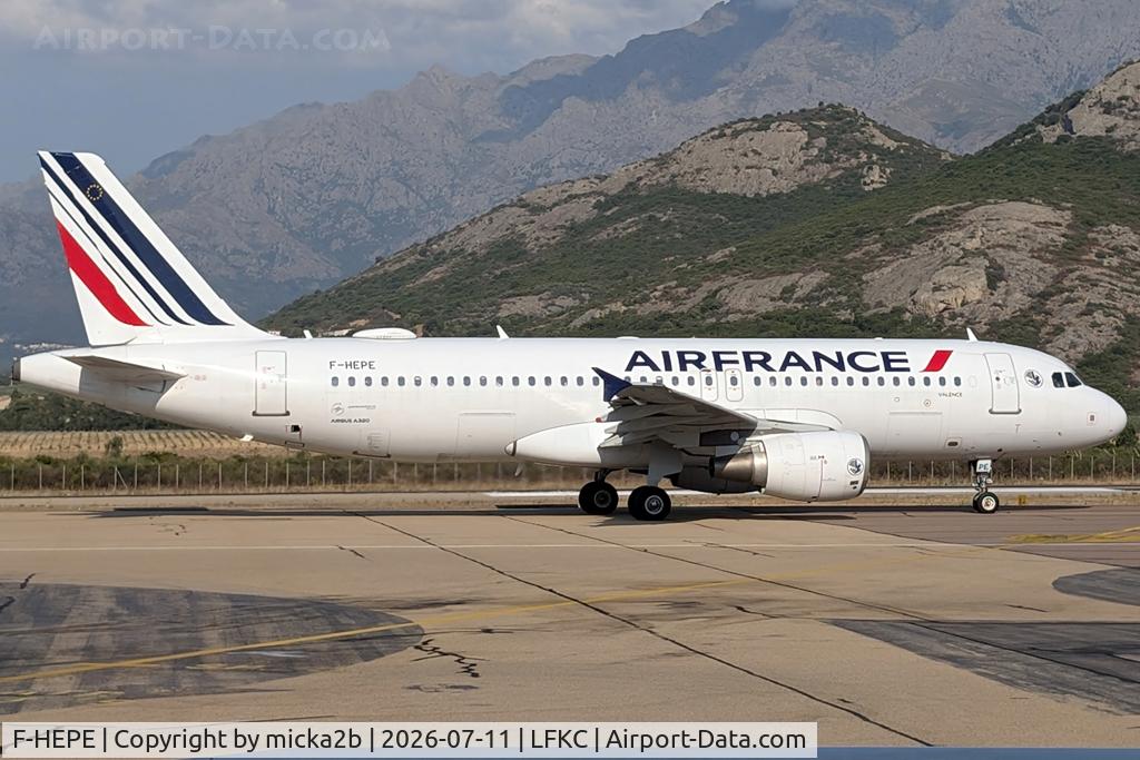 F-HEPE, 2010 Airbus A320-214, c/n 4298, Taxiing
