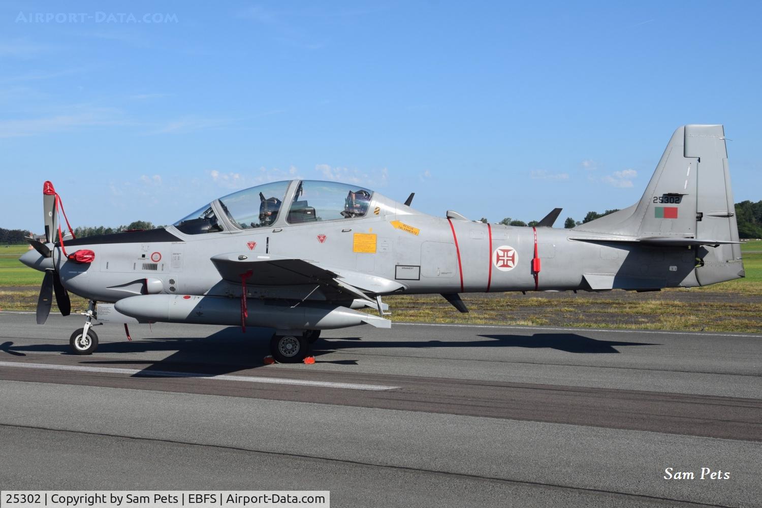 25302, 2025 Embraer A-29N Super Tucano, c/n 31400291, 25302 at Florennes on 2026-06-28.