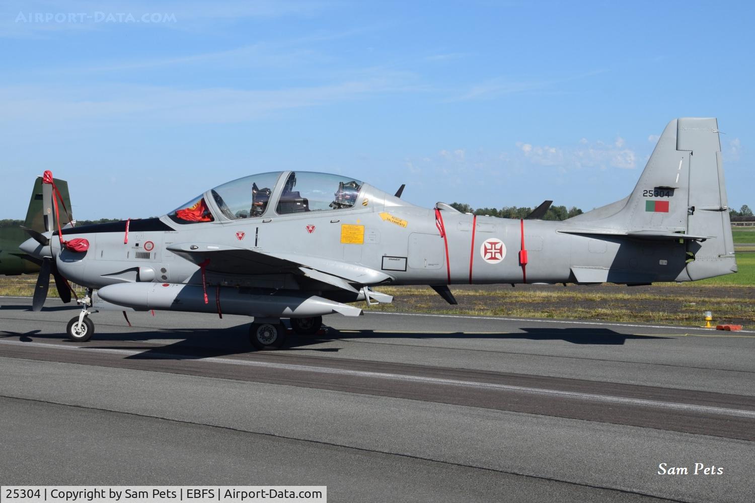 25304, 2025 Embraer A-29N Super Tucano, c/n 31400294, 25304 at Florennes on 2026-06-28.