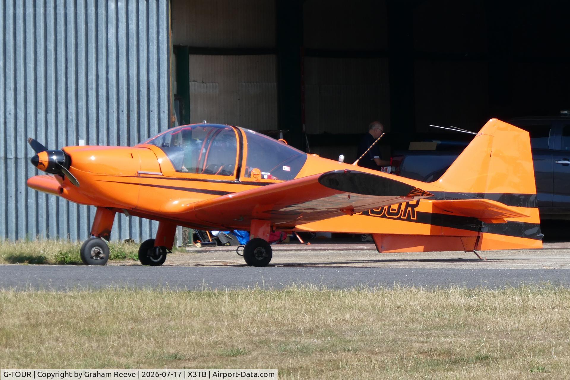 G-TOUR, 1979 Robin R-2112 Alpha, c/n 187, Parked at Tibenham.