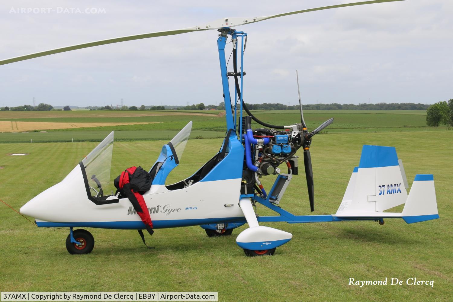 37AMX, Magni Gyro M-16 Tandem Trainer, c/n not found 37AMX, 37AMX at ULM Baisy-Thy on 2026-06-07.