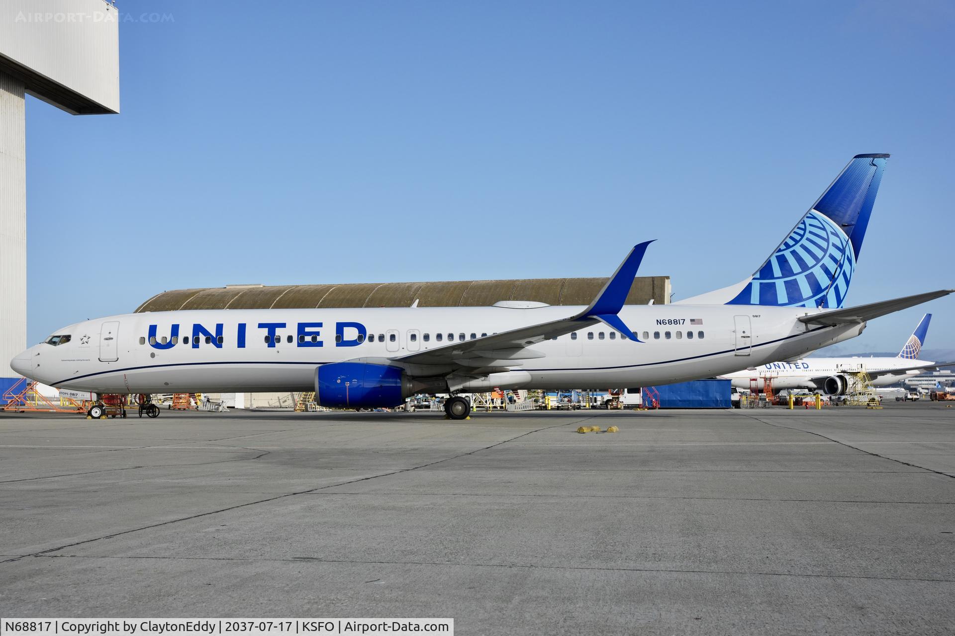 N68817, 2014 Boeing 737-924/ER, c/n 42747 l/n 4809, SFO 2026