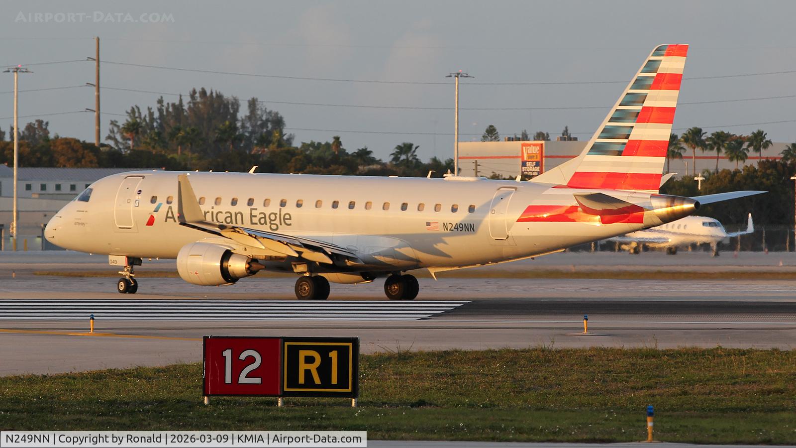 N249NN, 2017 Embraer 175LR (ERJ-170-200LR), c/n 17000634, at mia