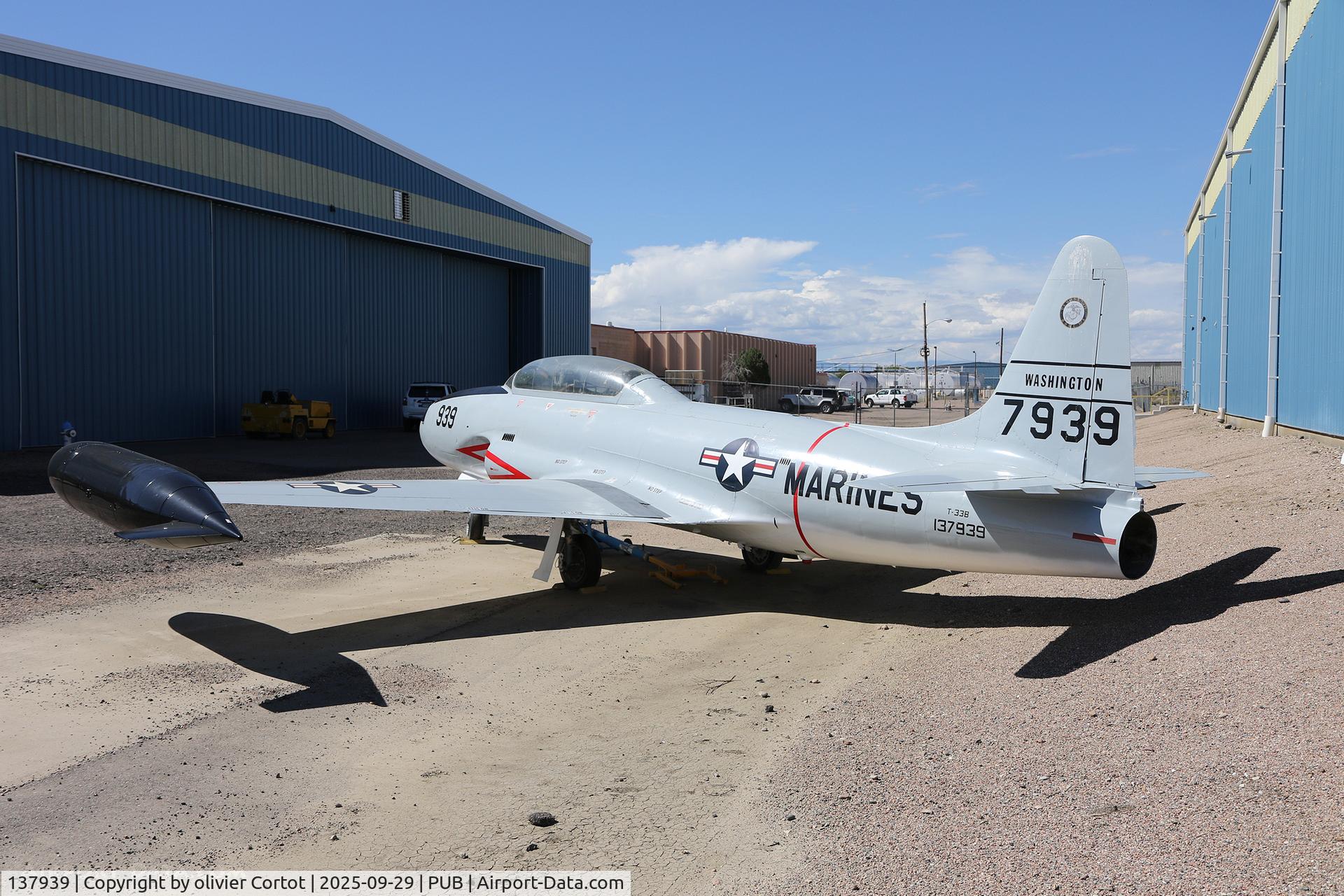 137939, Lockheed T-33B Shooting Star, c/n 137939, Pueblo aviation museum