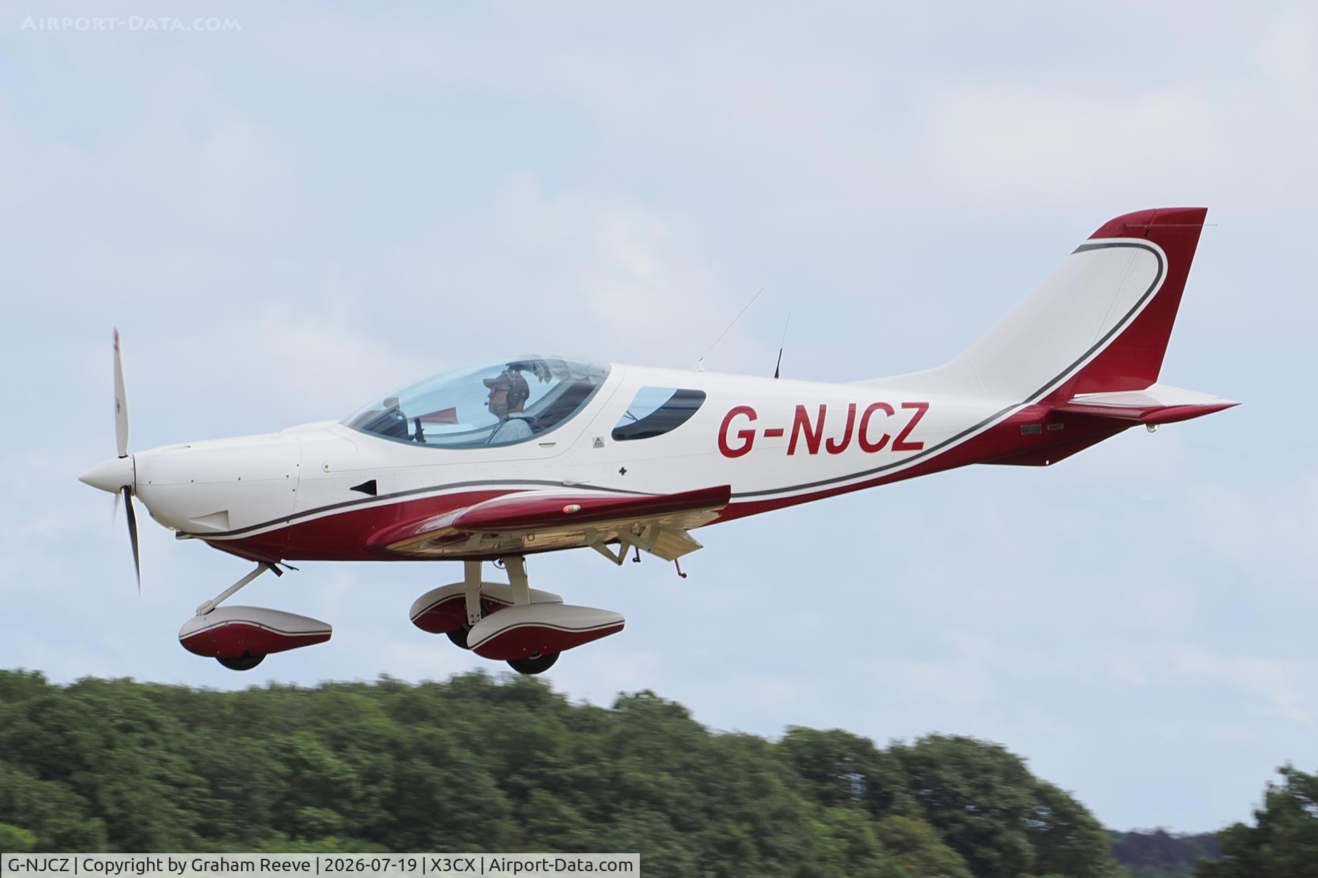 G-NJCZ, 2010 SportCruiser (PiperSport) Piper Sport, c/n P1001087, Landing at Northrepps.