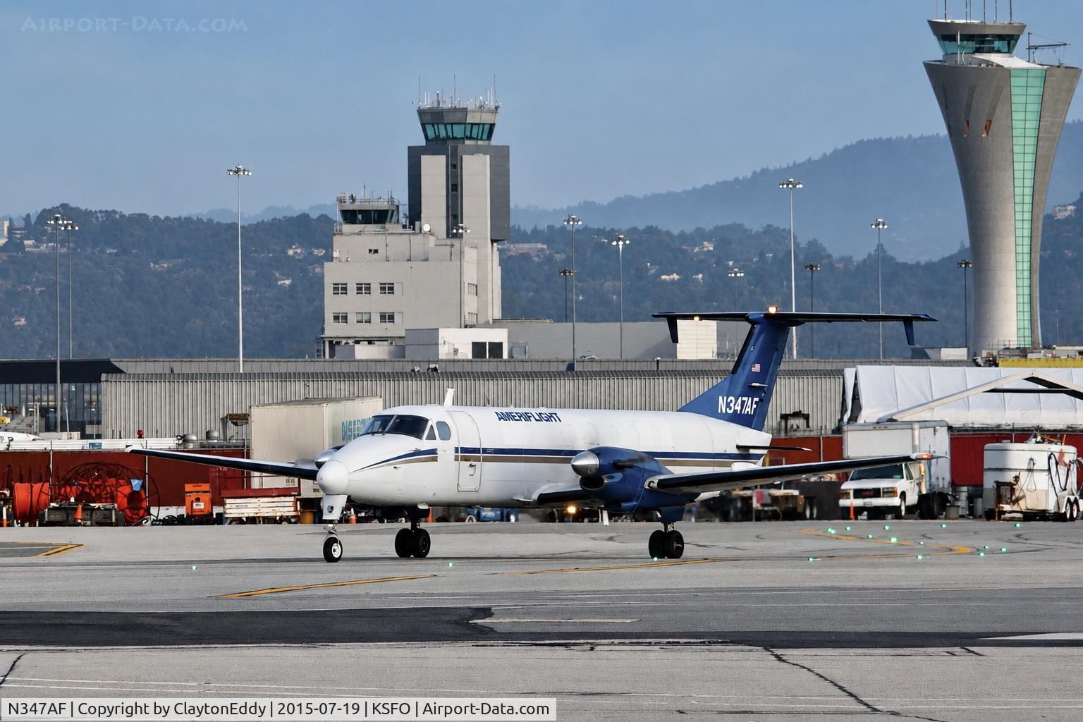 N347AF, 1989 Beech 1900C-1, c/n UC-66, SFO 2015