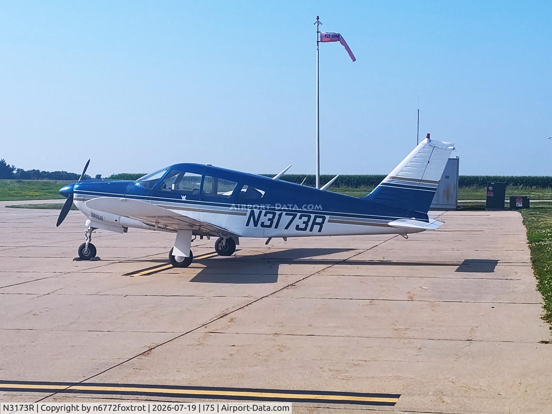 N3173R, 1969 Piper PA-28R-180 Cherokee Arrow, c/n 28R-31121, On the ramp
