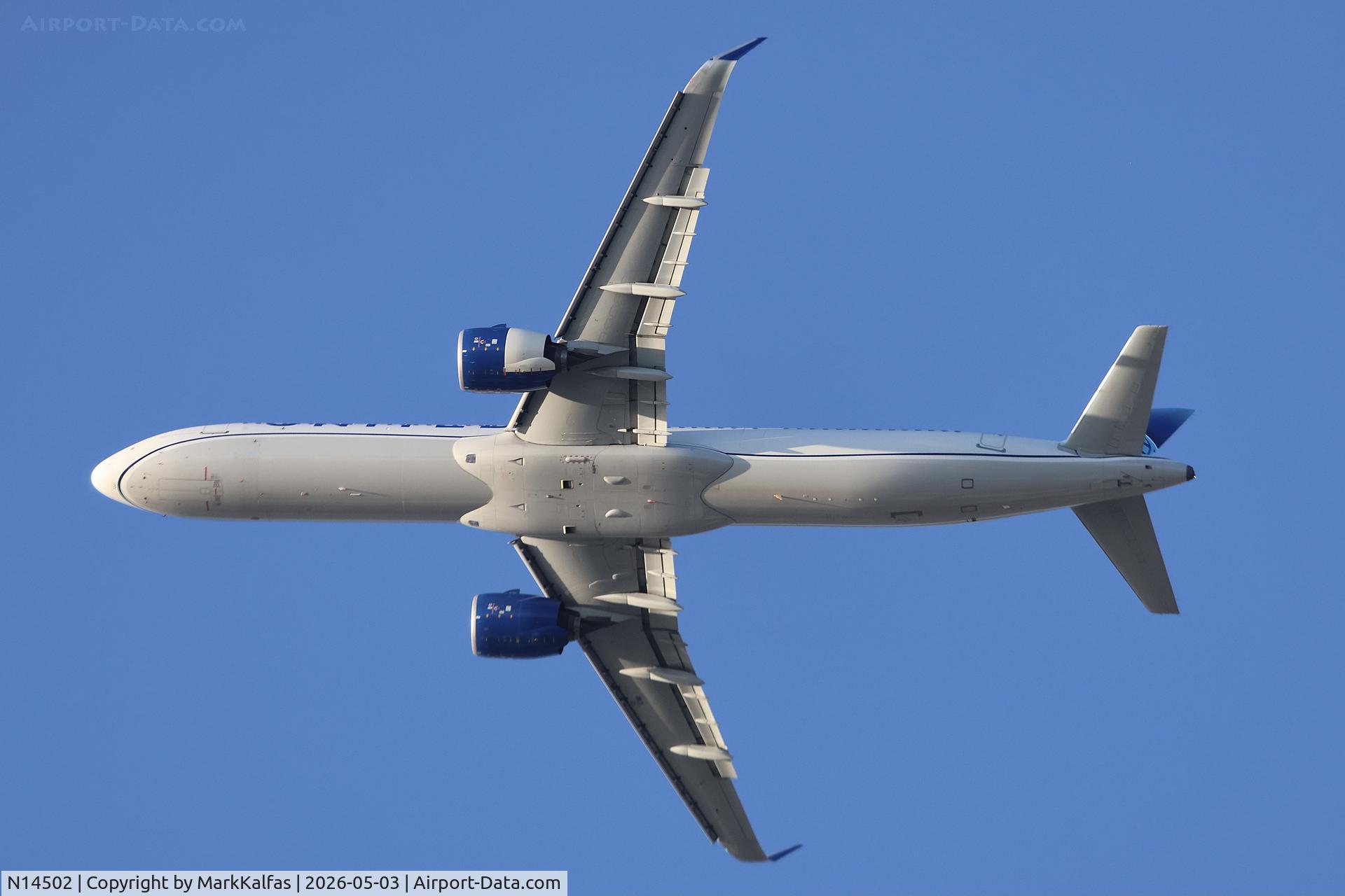 N14502, 2023 Airbus A321-271NX, c/n 11598, A21N United Airlines Airbus A321-271NX N14502 departing 28R KORD
