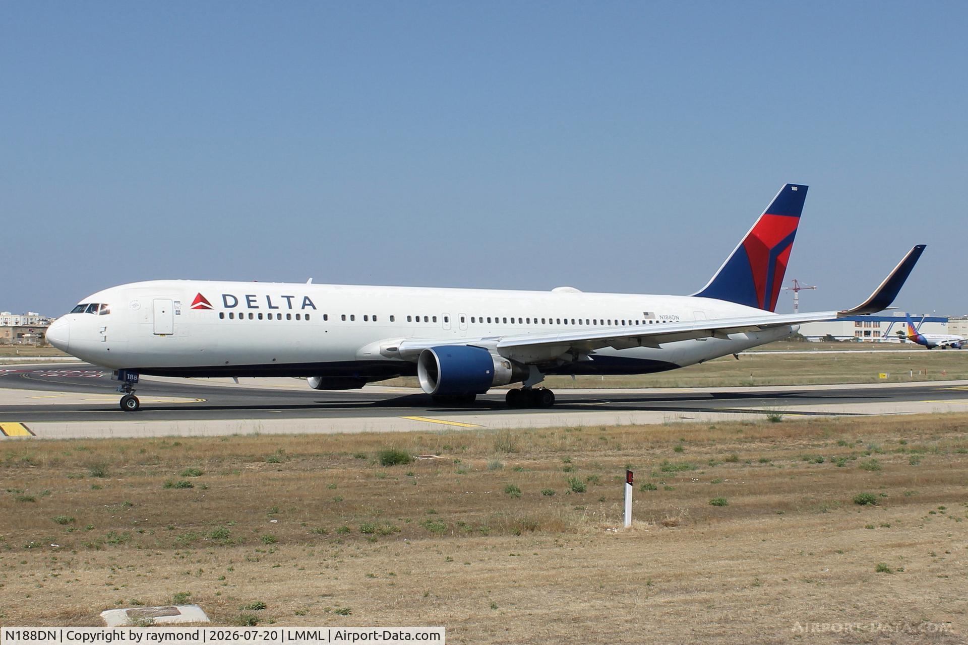 N188DN, 1996 Boeing 767-332, c/n 27583, Boeing 767-332 reg N188DN of Delta Air Lines taxiing out for departure from MLA to JFK.