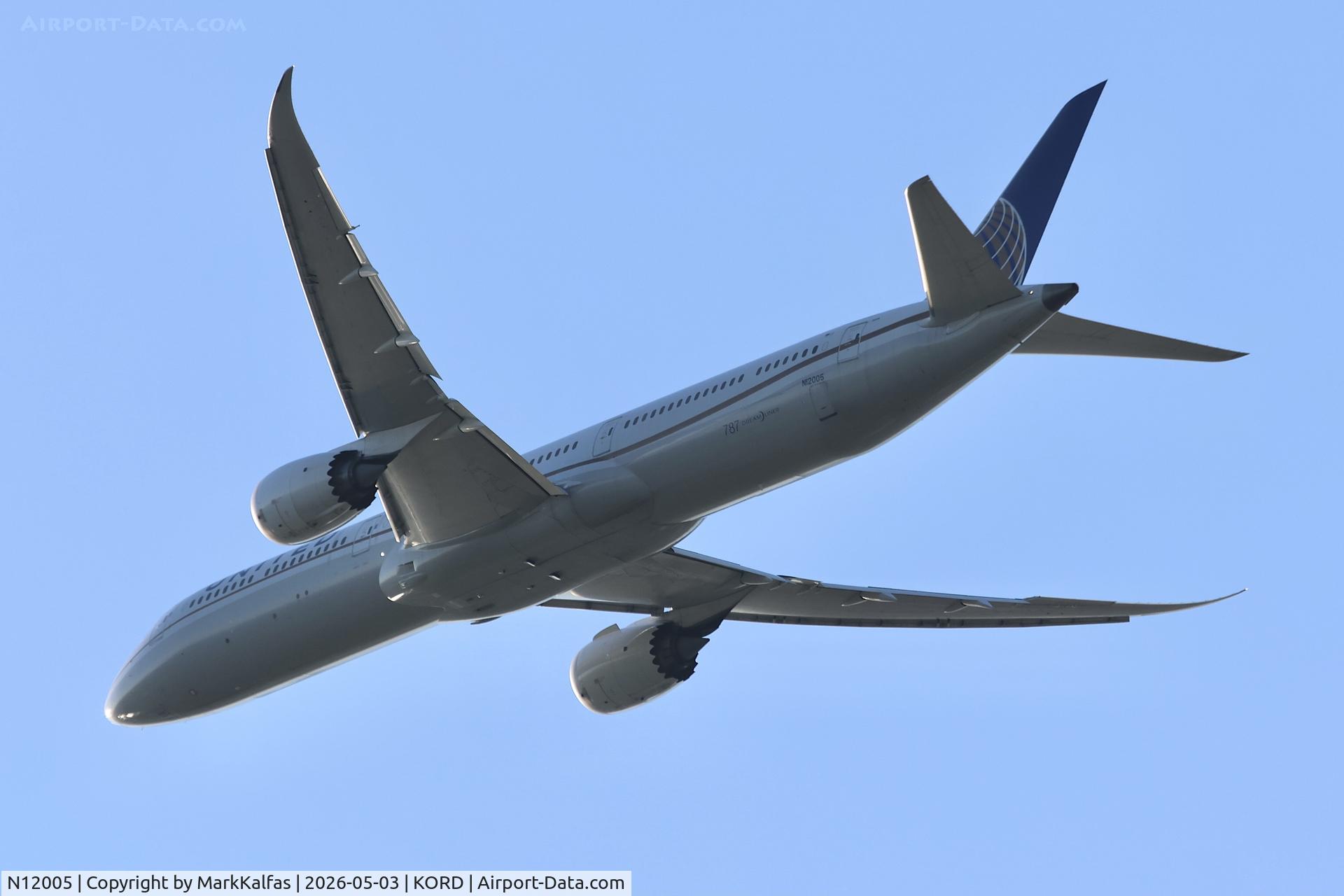 N12005, 2019 Boeing 787-10 Dreamliner Dreamliner, c/n 40937 l/n 800, B78X United Airlines Boeing 787-10 Dreamliner, N12002 departing 28R KORD