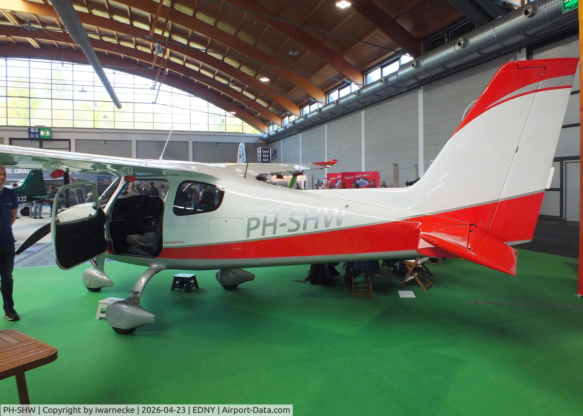 PH-SHW, Sling 4 High Wing, c/n 010GK, Sling Aircraft Sling HW at the AERO 2026, Friedrichshafen