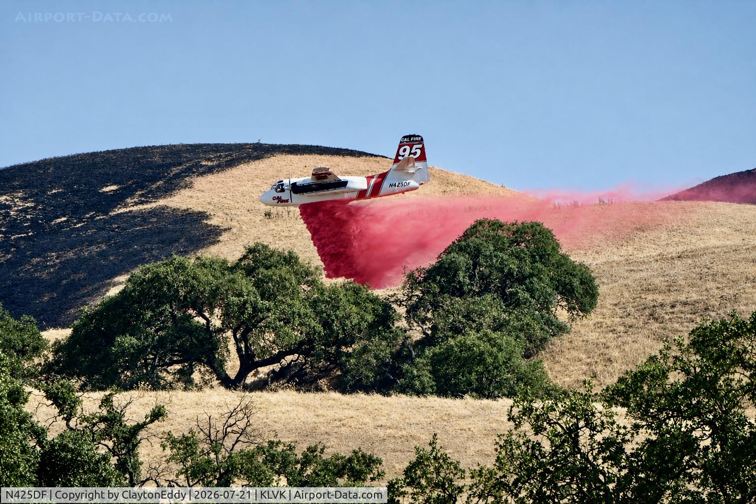 N425DF, 1999 Marsh Aviation S-2F3AT, c/n 152825, Pleasanton Little Fire in California 2026
