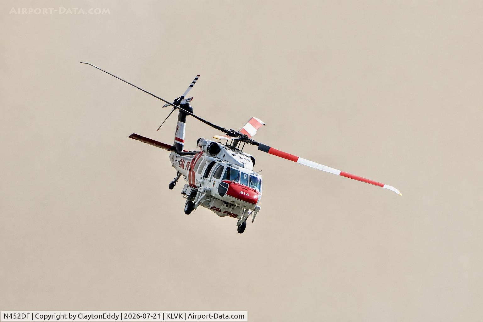 N452DF, 2024 Sikorsky (Lockheed Martin) S-70i Firehawk, c/n 705354, Pleasanton Little Fire in California 2026