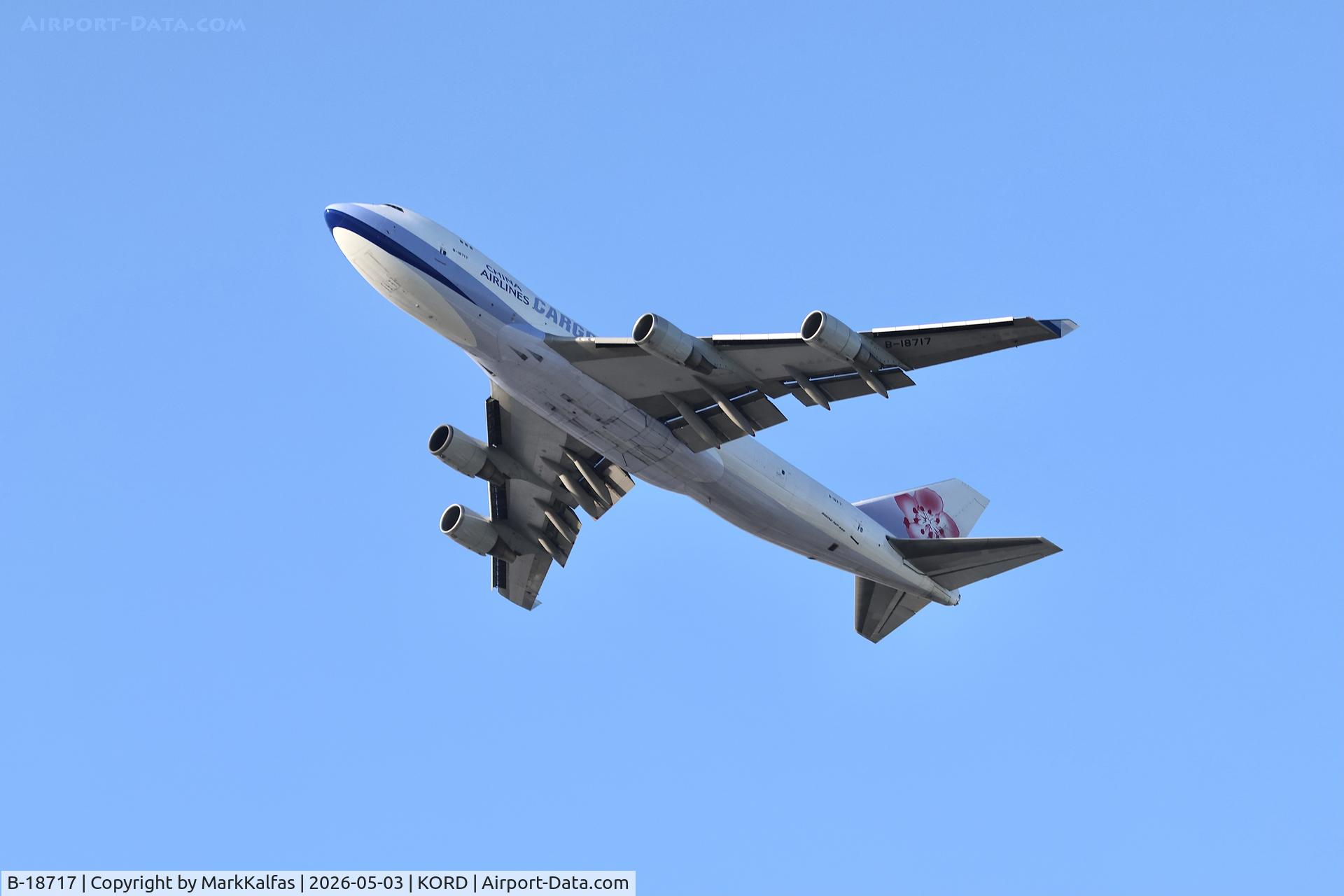 Aircraft B-18717, 2004 Boeing 747-409F/SCD, c/n 30769, B744 China Airlines Cargo Boeing 747-409F/SCD B-18717 departing 28R KORD, at KORD, photo by MarkKalfas