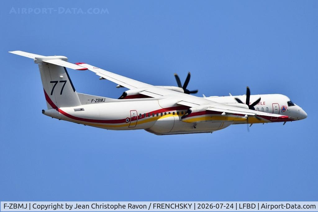 F-ZBMJ, 2020 De Havilland Canada DHC-8-402Q-MR Dash 8 Dash 8, c/n 4609, MILAN 77 take off to Cap-Ferret' fire
