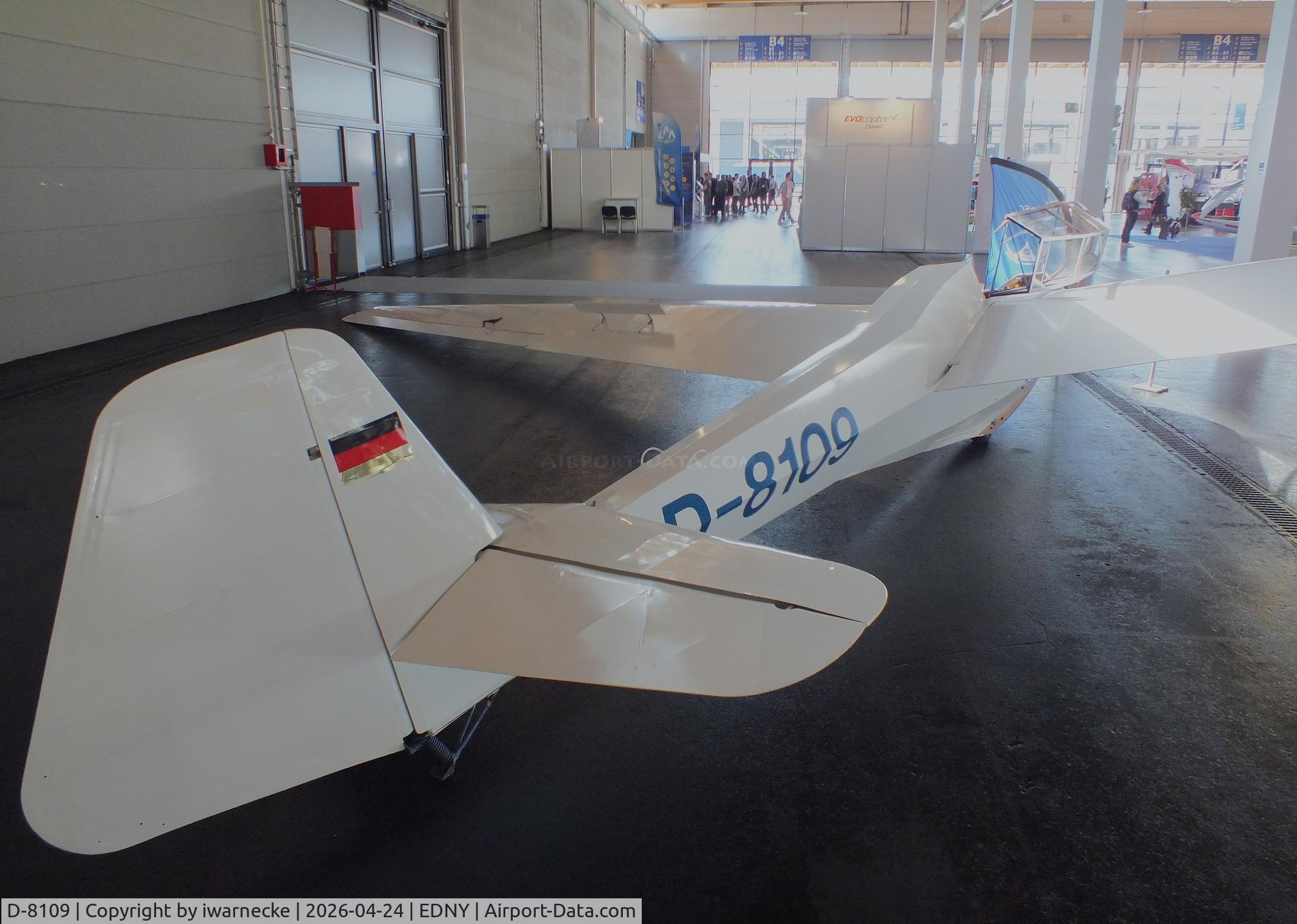 Aircraft D-8109, 1954 Scheibe Bergfalke II, c/n 172, Scheibe Bergfalke II at the AERO 2026, Friedrichshafen, at EDNY, photo by iwarnecke