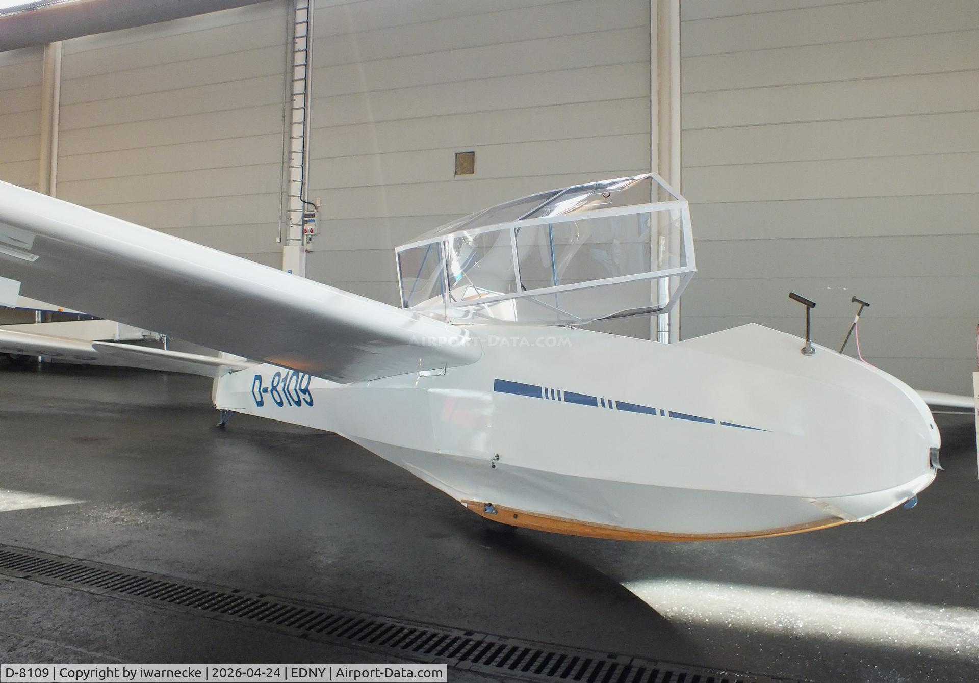 Aircraft D-8109, 1954 Scheibe Bergfalke II, c/n 172, Scheibe Bergfalke II at the AERO 2026, Friedrichshafen, at EDNY, photo by iwarnecke