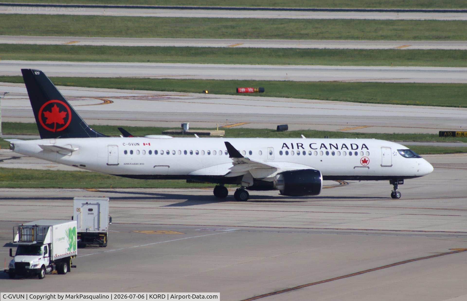 C-GVUN, 2022 Airbus A220-371, c/n 55166, Airbus A220-371